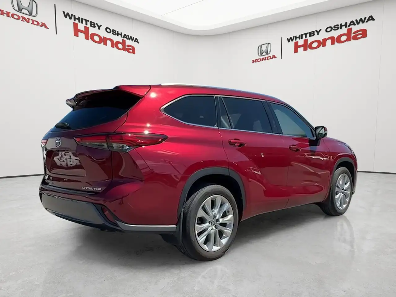 Toyota Highlander снимка Toyota Highlander