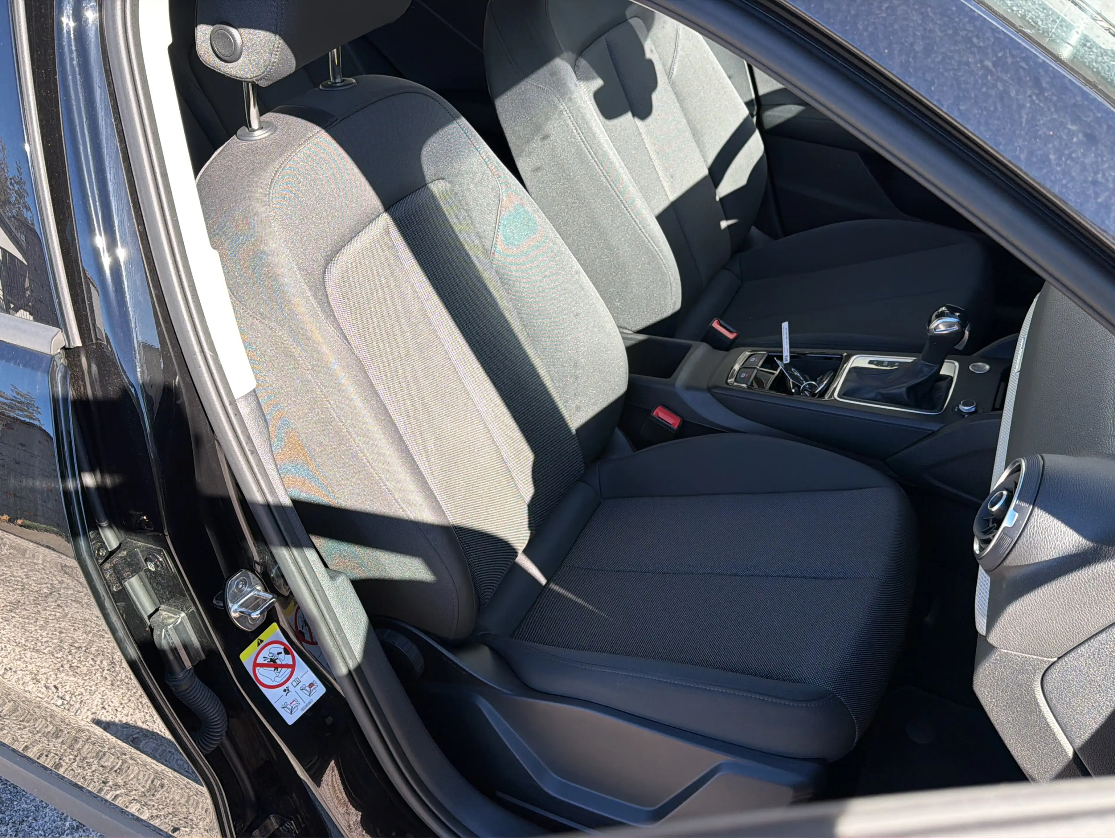 Audi Q2 35 TDI Advanced I AHK I KAMERA I SHZ I LED I — photo 13