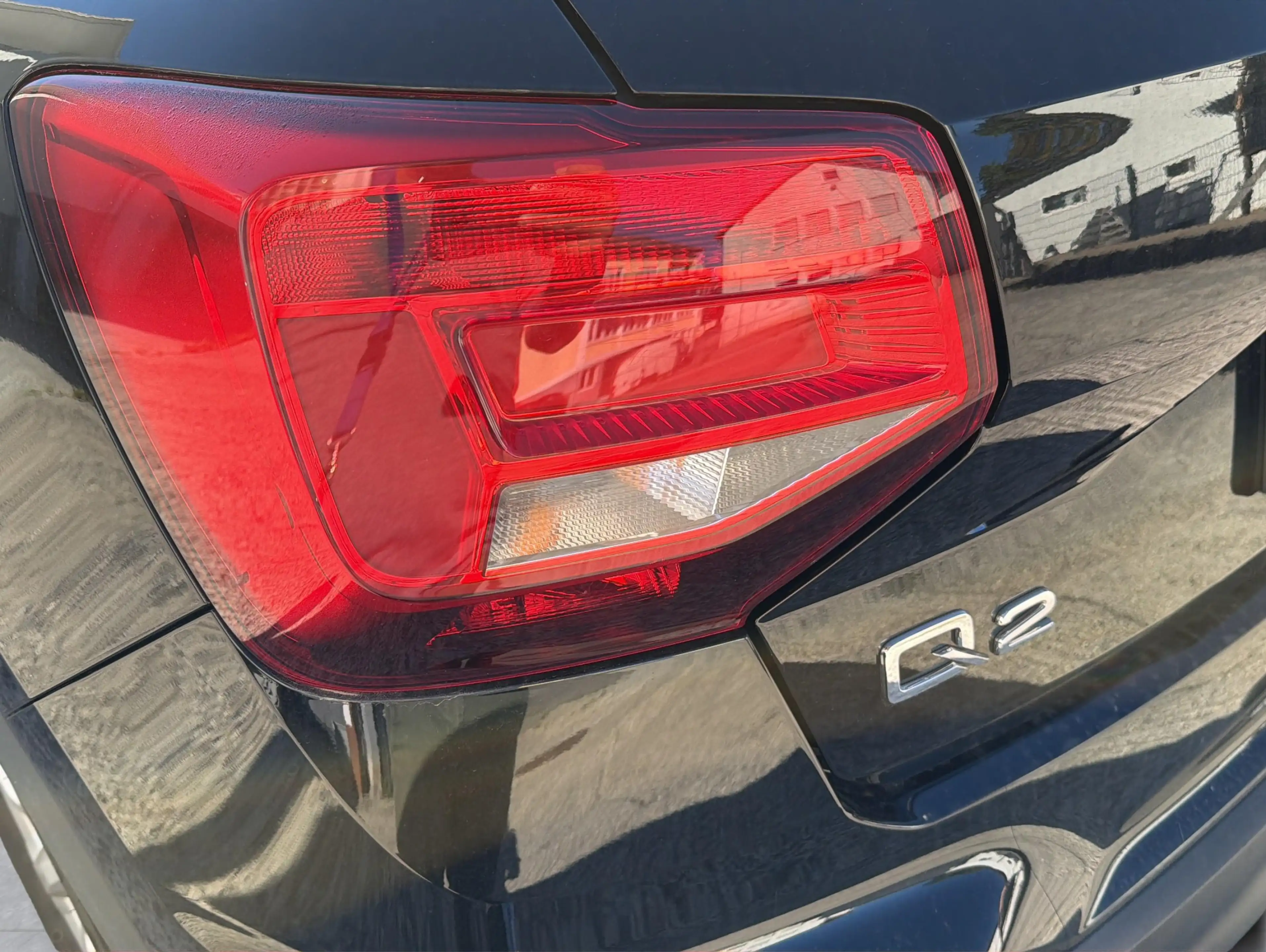 Audi Q2 35 TDI Advanced I AHK I KAMERA I SHZ I LED I — photo 10