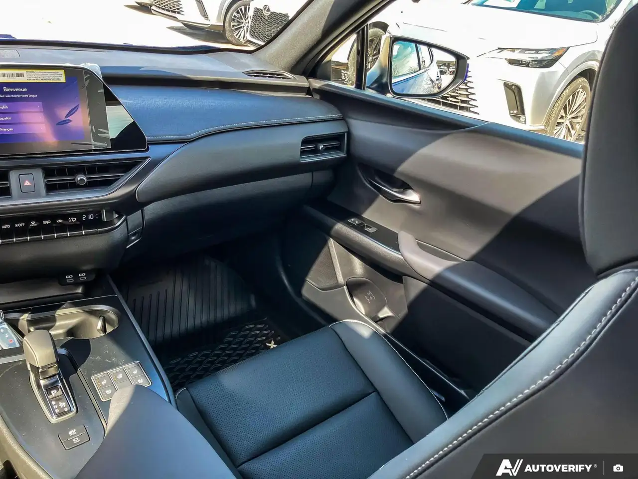 Lexus UX fotografie Lexus UX