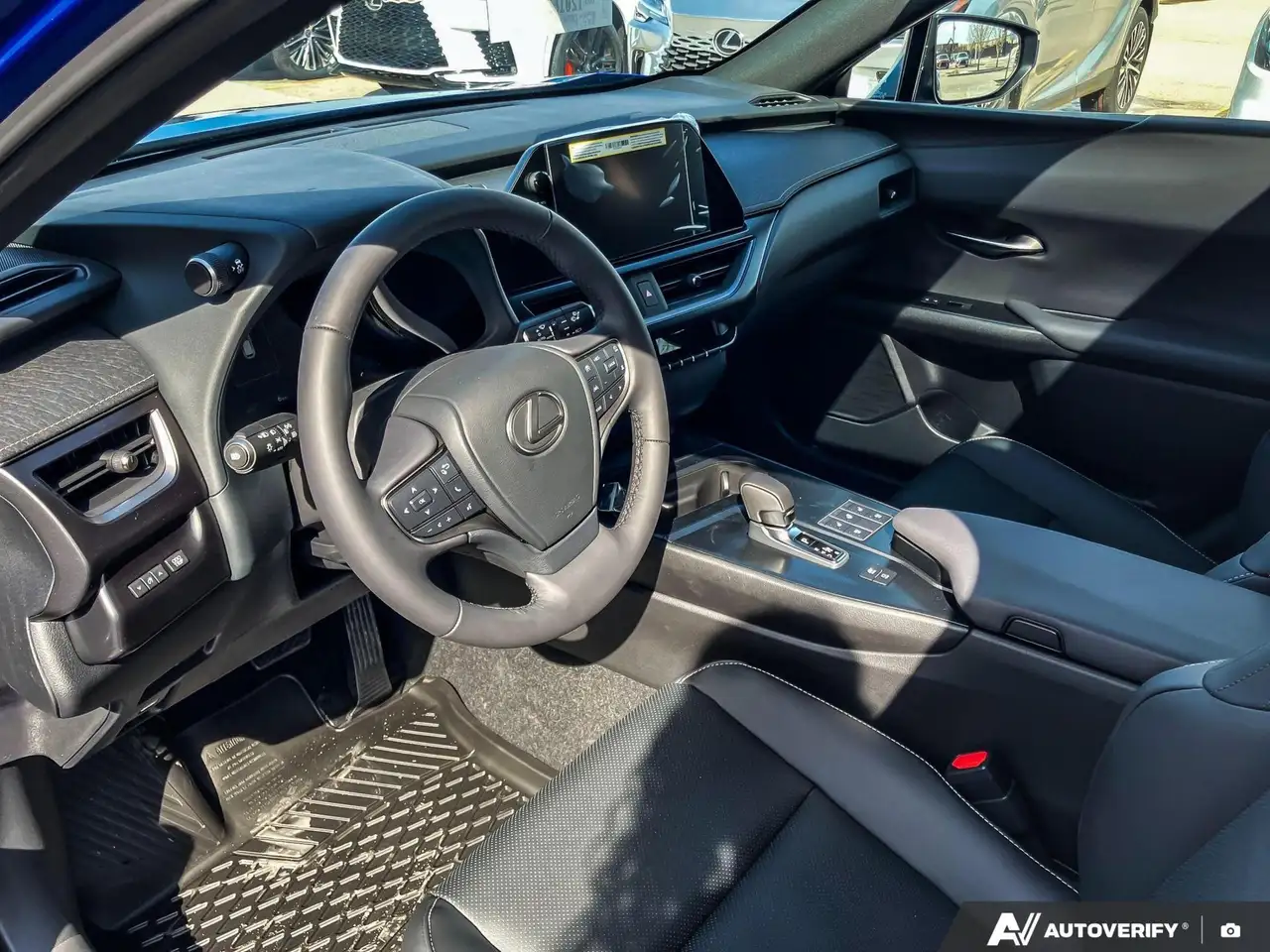 Lexus UX fotografie Lexus UX