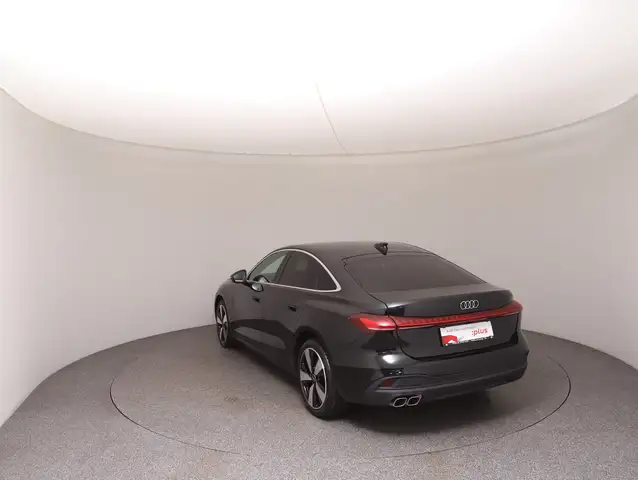 Audi A5 view 5