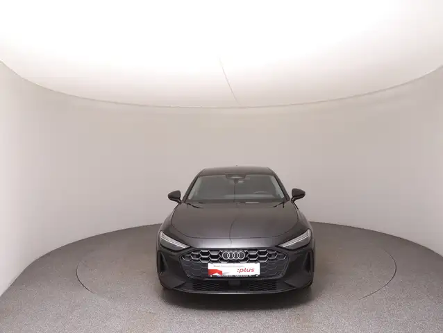 Audi A5 view 3
