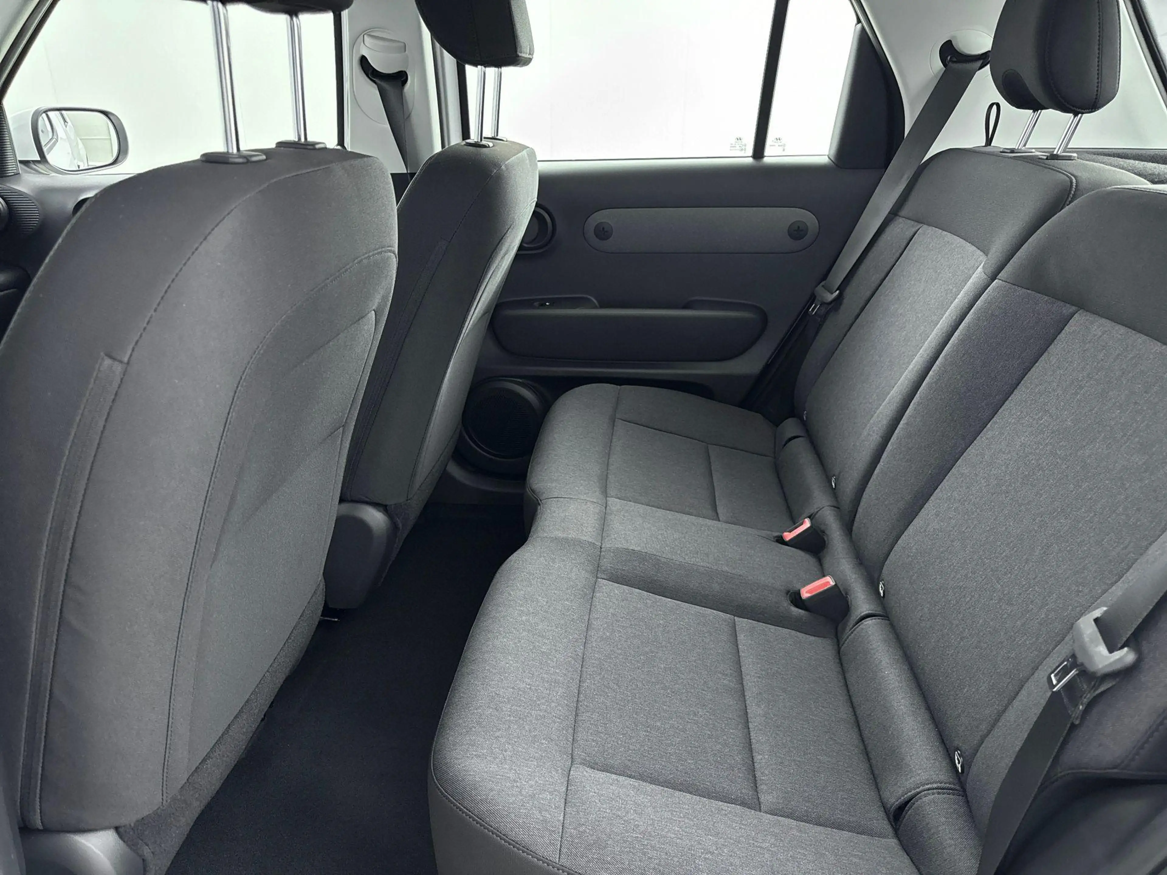 Hyundai Inster E-Motion + Comfort Pack 49 kWh | Stuur - en Stoelv — photo 8