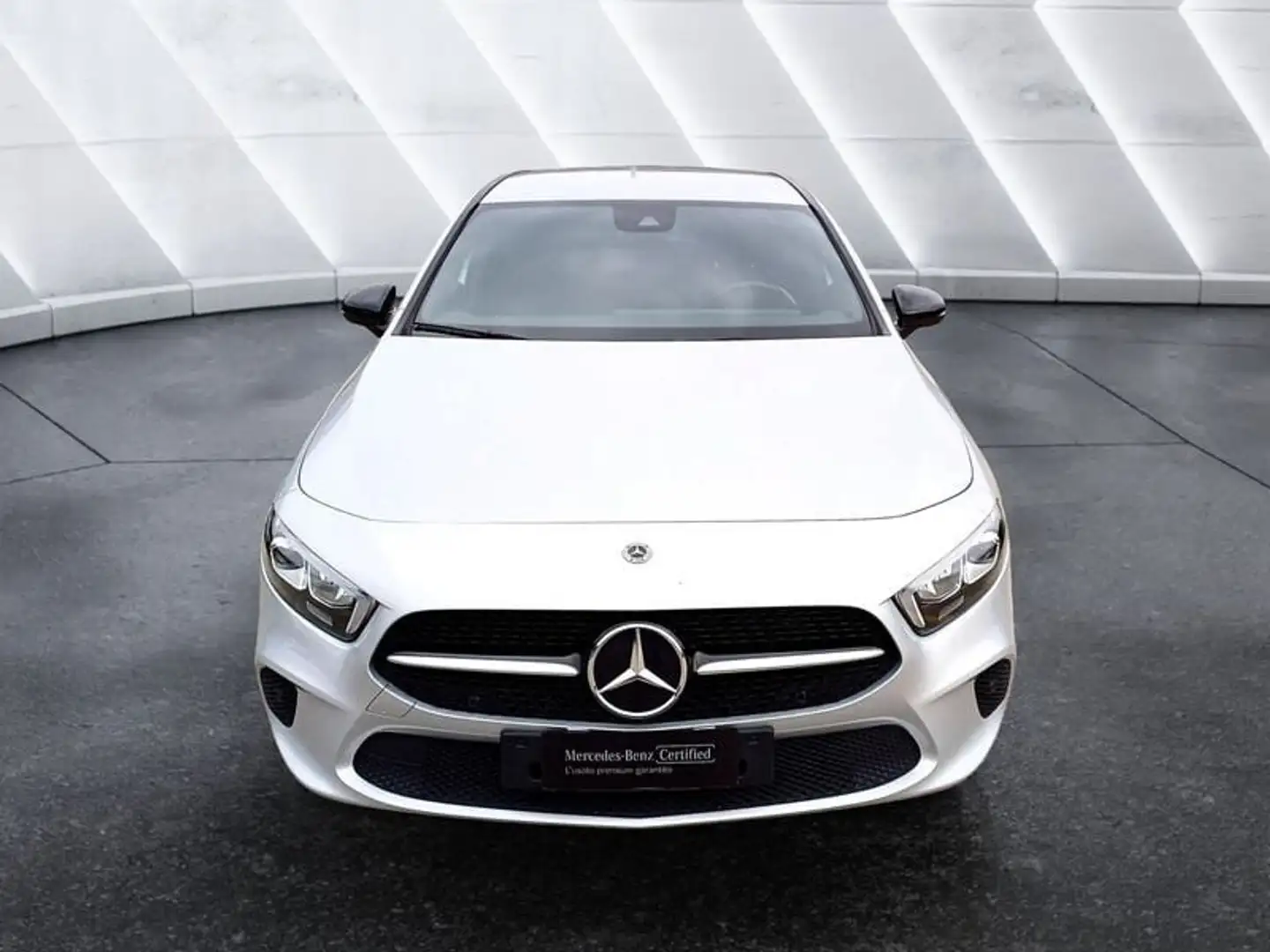 Mercedes-Benz A 180 A 180 d Sport auto Gris - 2