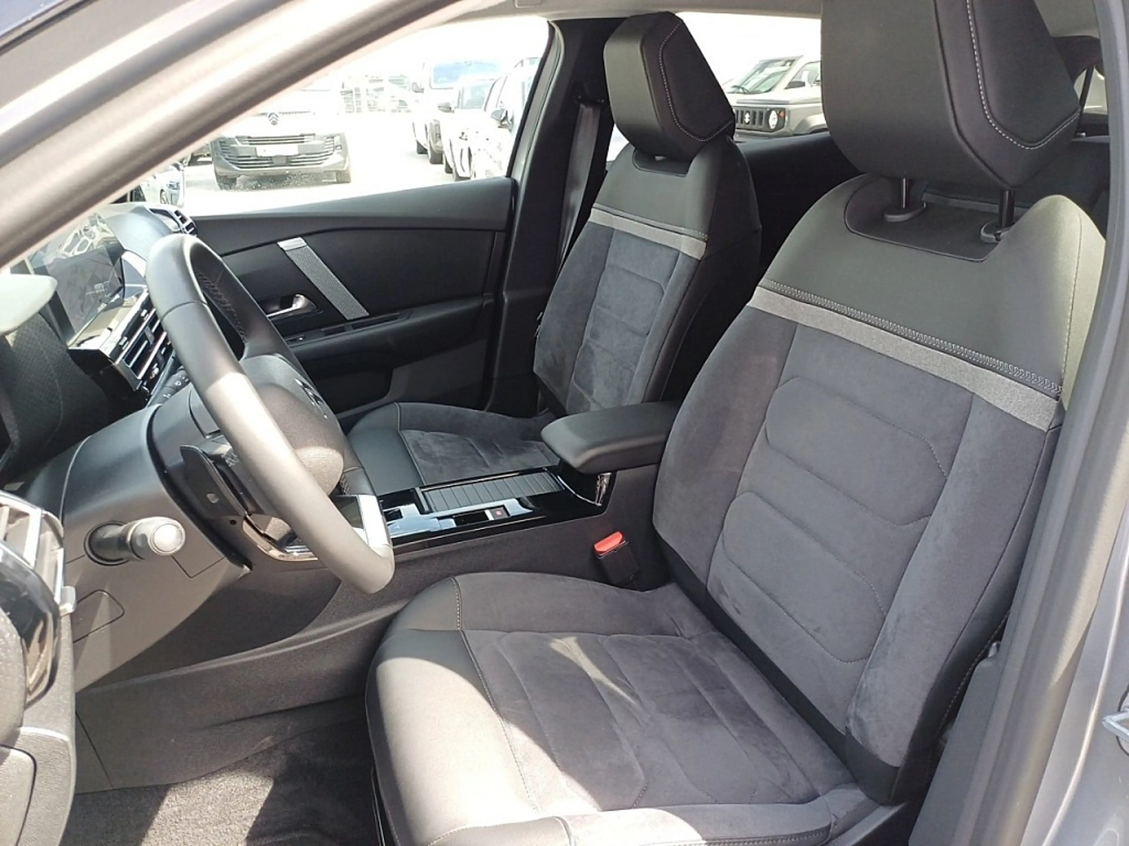 Citroen C4 BlueHDI 130 S&S EAT8 Aut. Max — photo 9