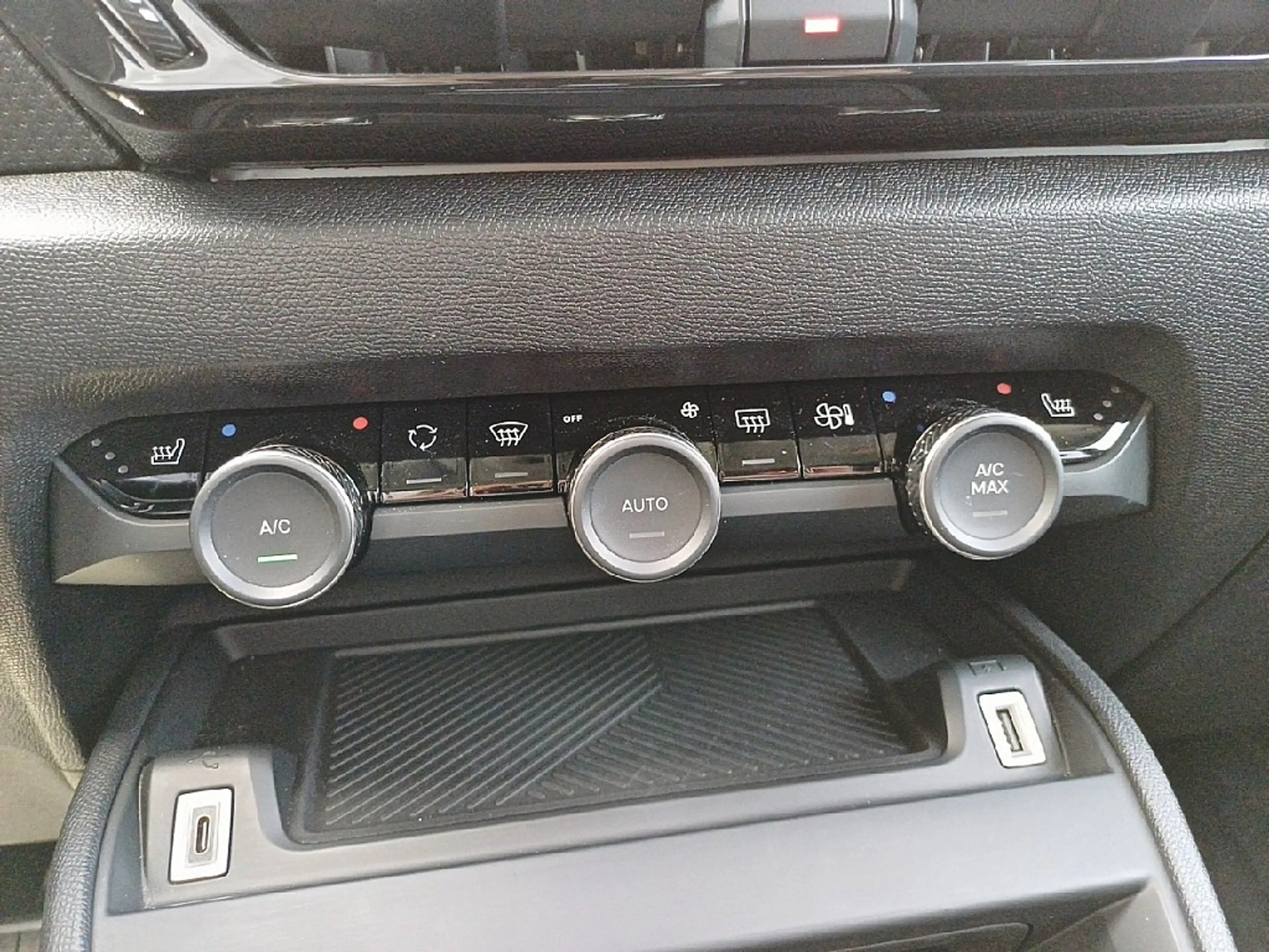 Citroen C4 BlueHDI 130 S&S EAT8 Aut. Max — photo 13