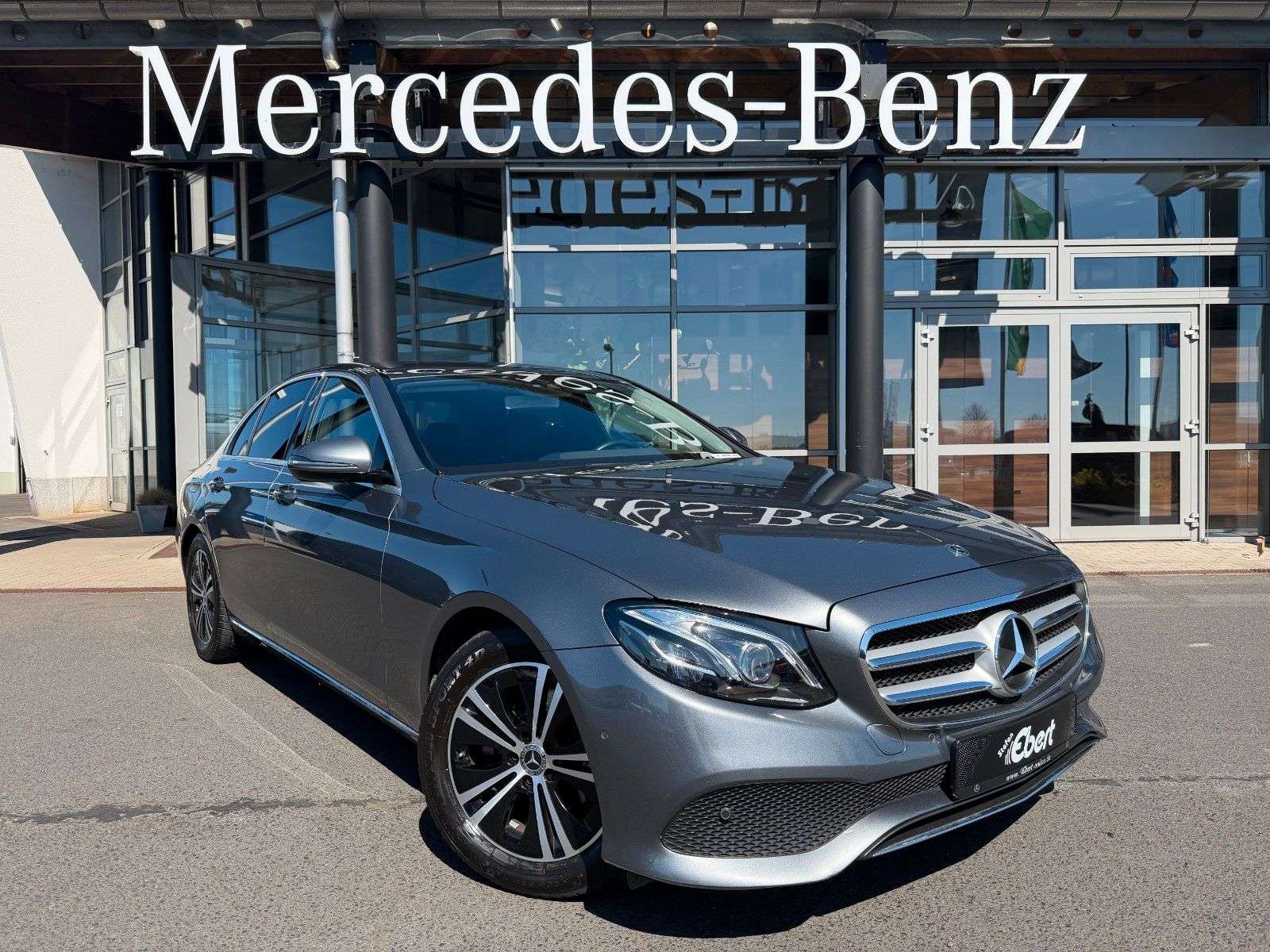 Second hand Mercedes Benz E-Class 200
