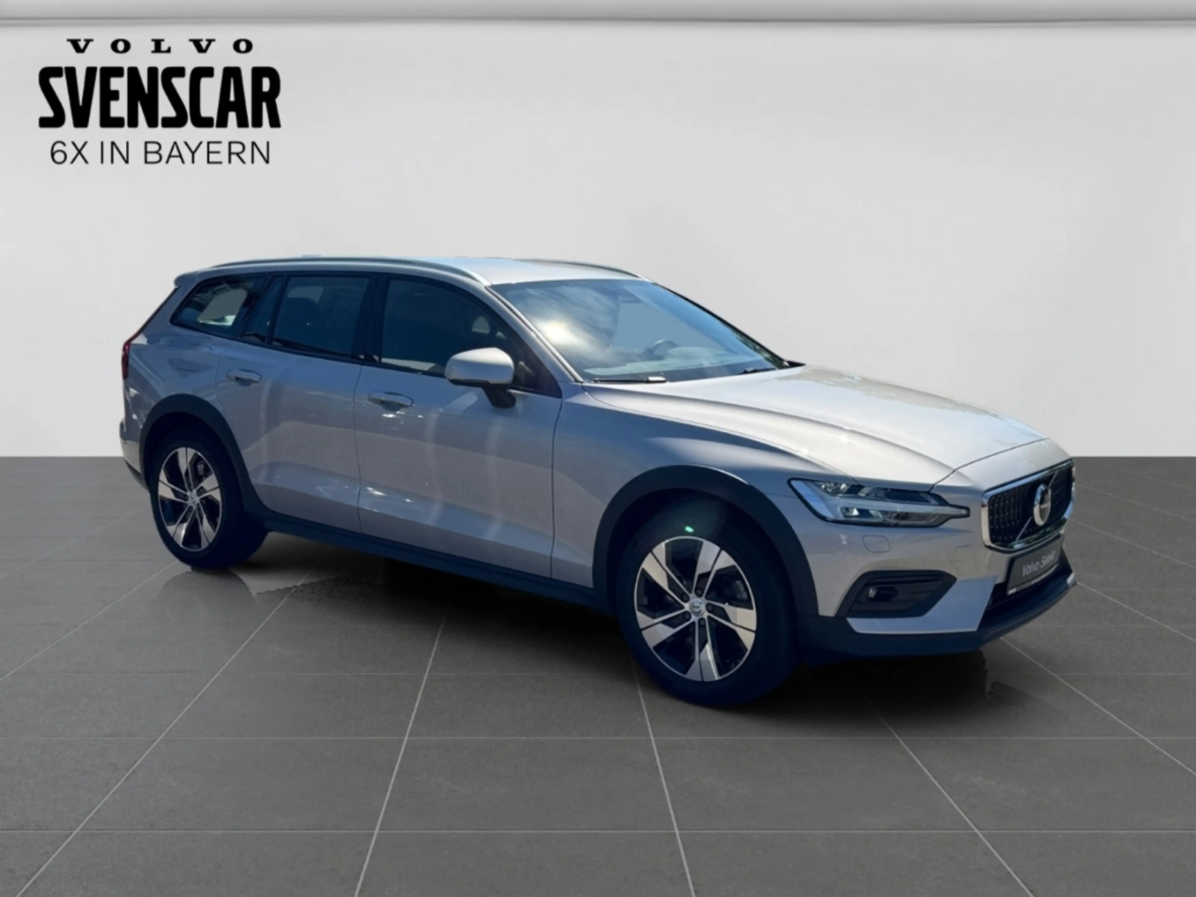 Volvo V60 Cross Country Plus B5 AWD StandHZG Navi Digitales Cockpit Memory — photo 7