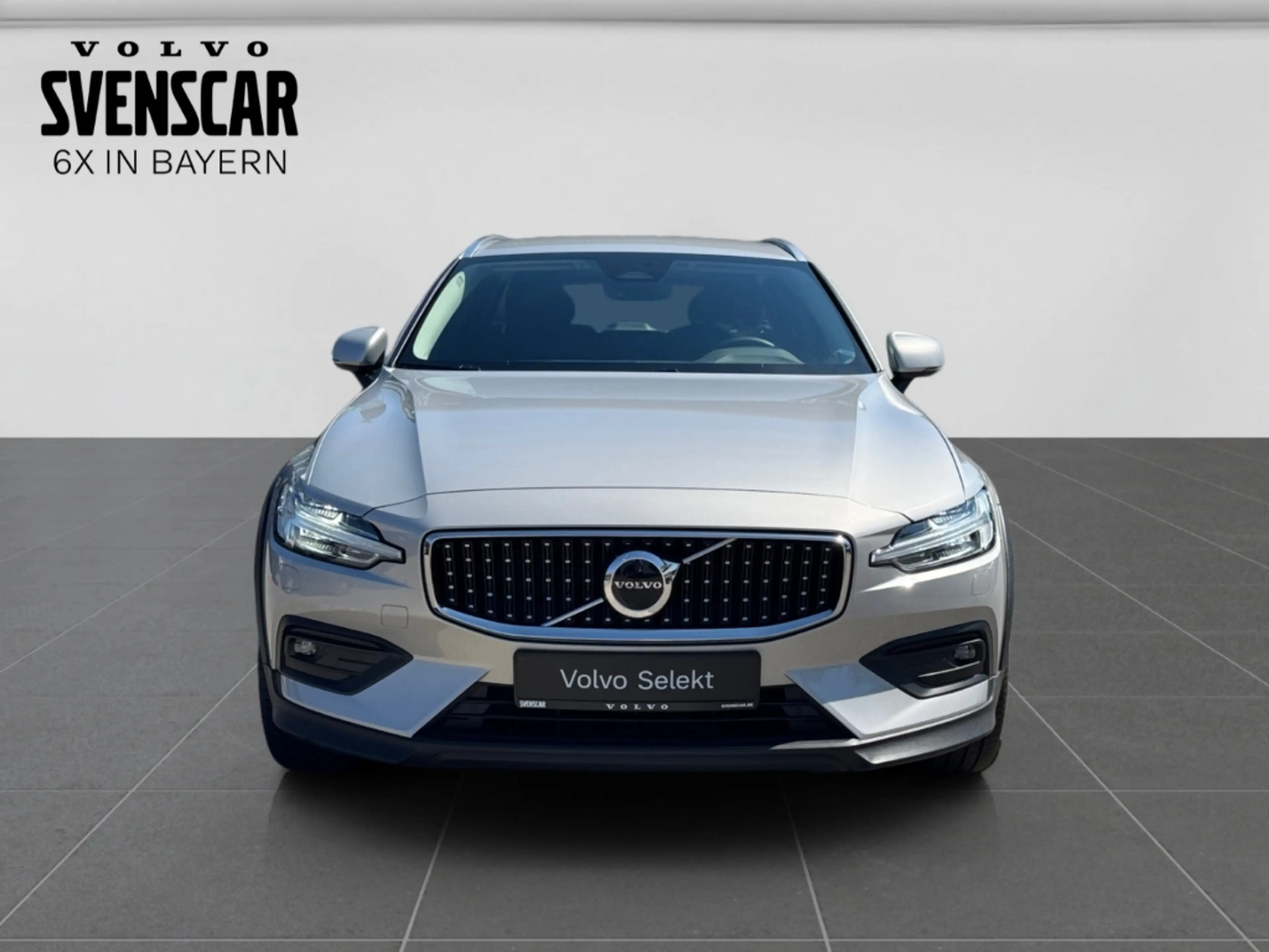 Volvo V60 Cross Country Plus B5 AWD StandHZG Navi Digitales Cockpit Memory — photo 8