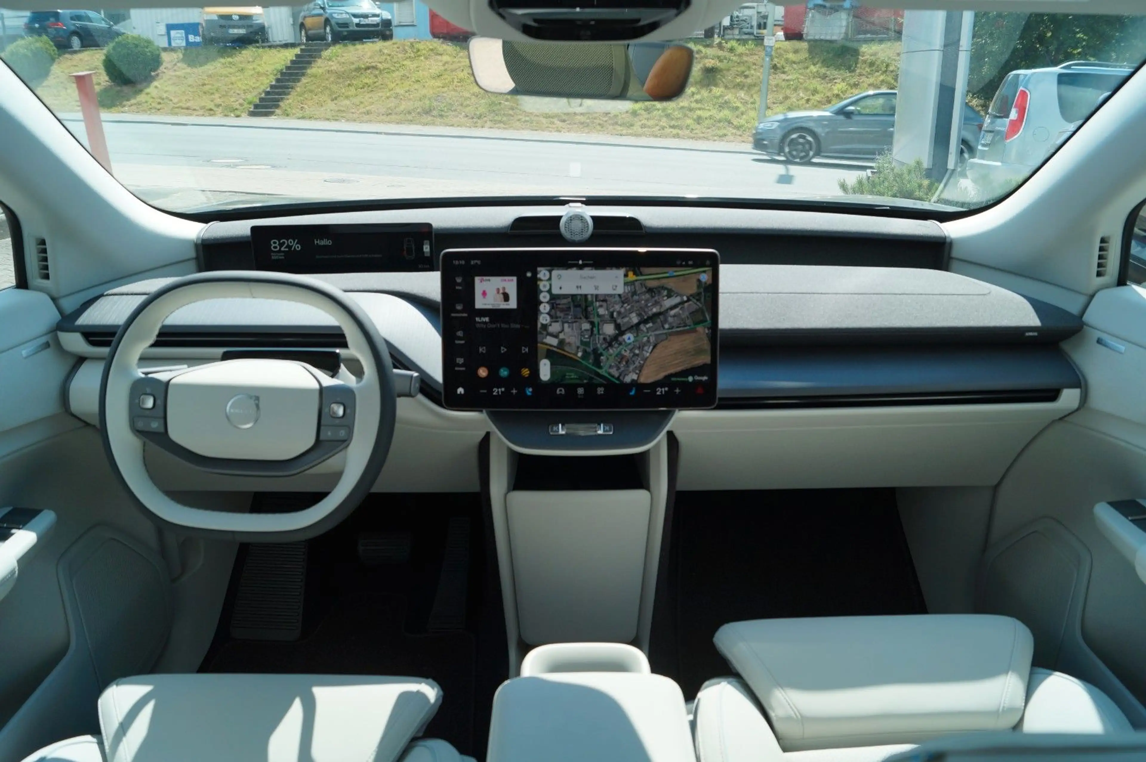 Volvo EX60 P10 AWD electric Ultra Aut/AHK/PilotAss/22" — photo 10