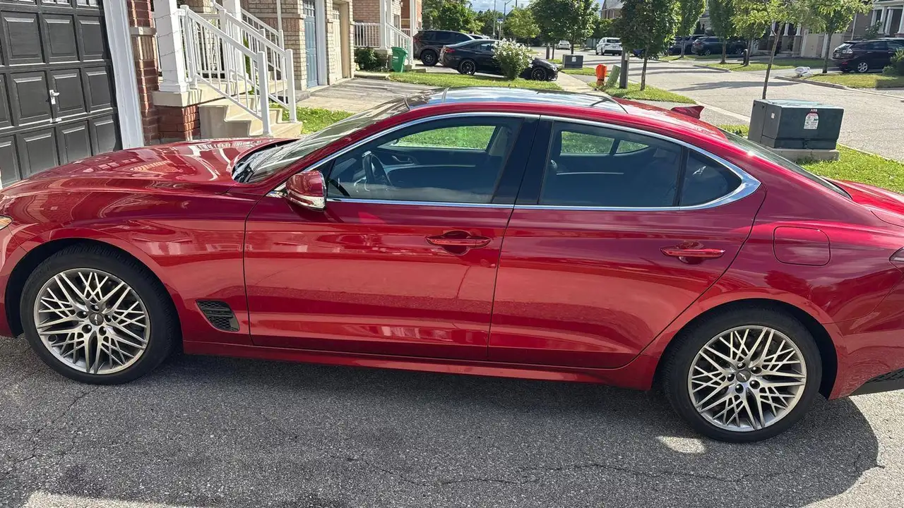 2023 Genesis G70