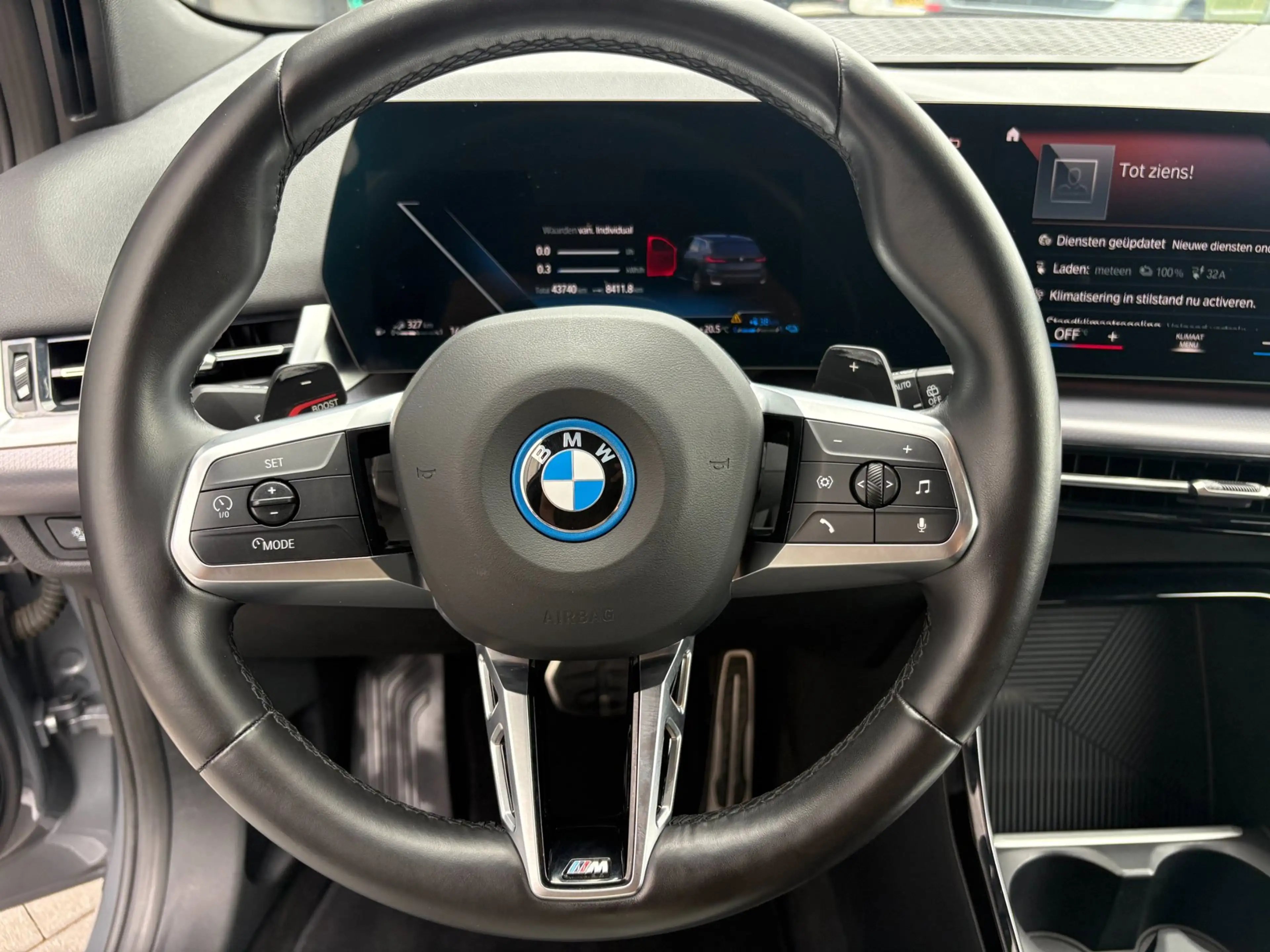 BMW 225 2-serie Active Tourer 225e xDrive M Sport 2023 — photo 9