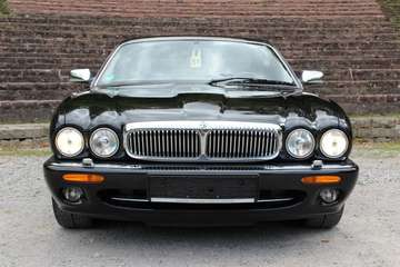 Super V8 mit Einzelsitzanlage 3 Jahre Garantie