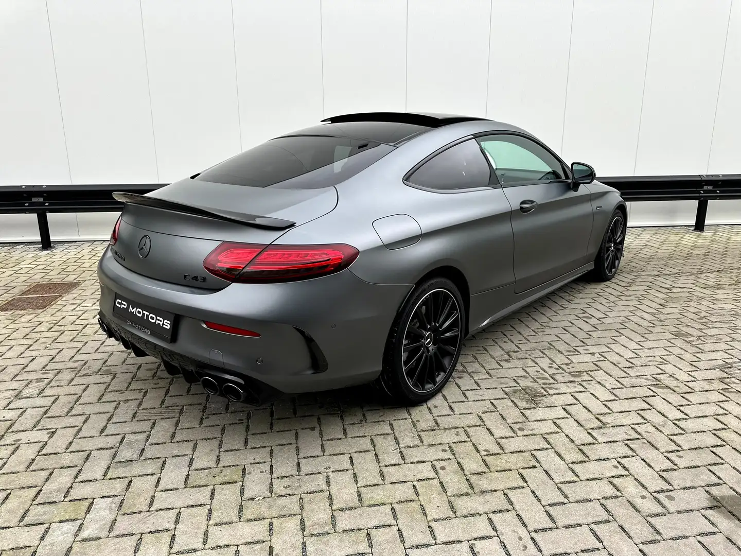 Mercedes-Benz C 43 AMG 4-MATIC | FACELIFT | PANO | BURMESTER | DESIGNO Gris - 2