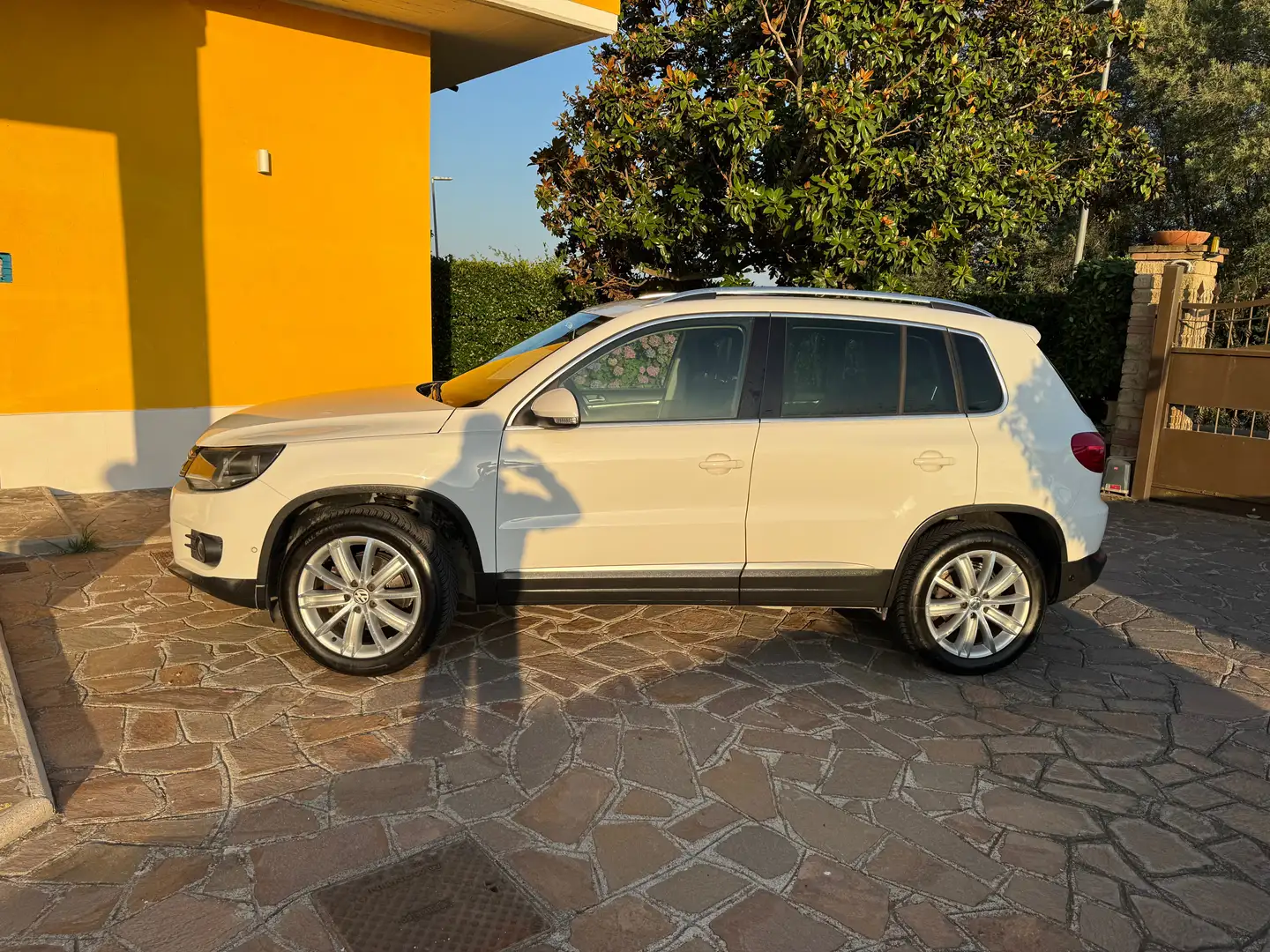 Volkswagen Tiguan Tiguan I 2012 2.0 tdi bm Trend Bianco - 2