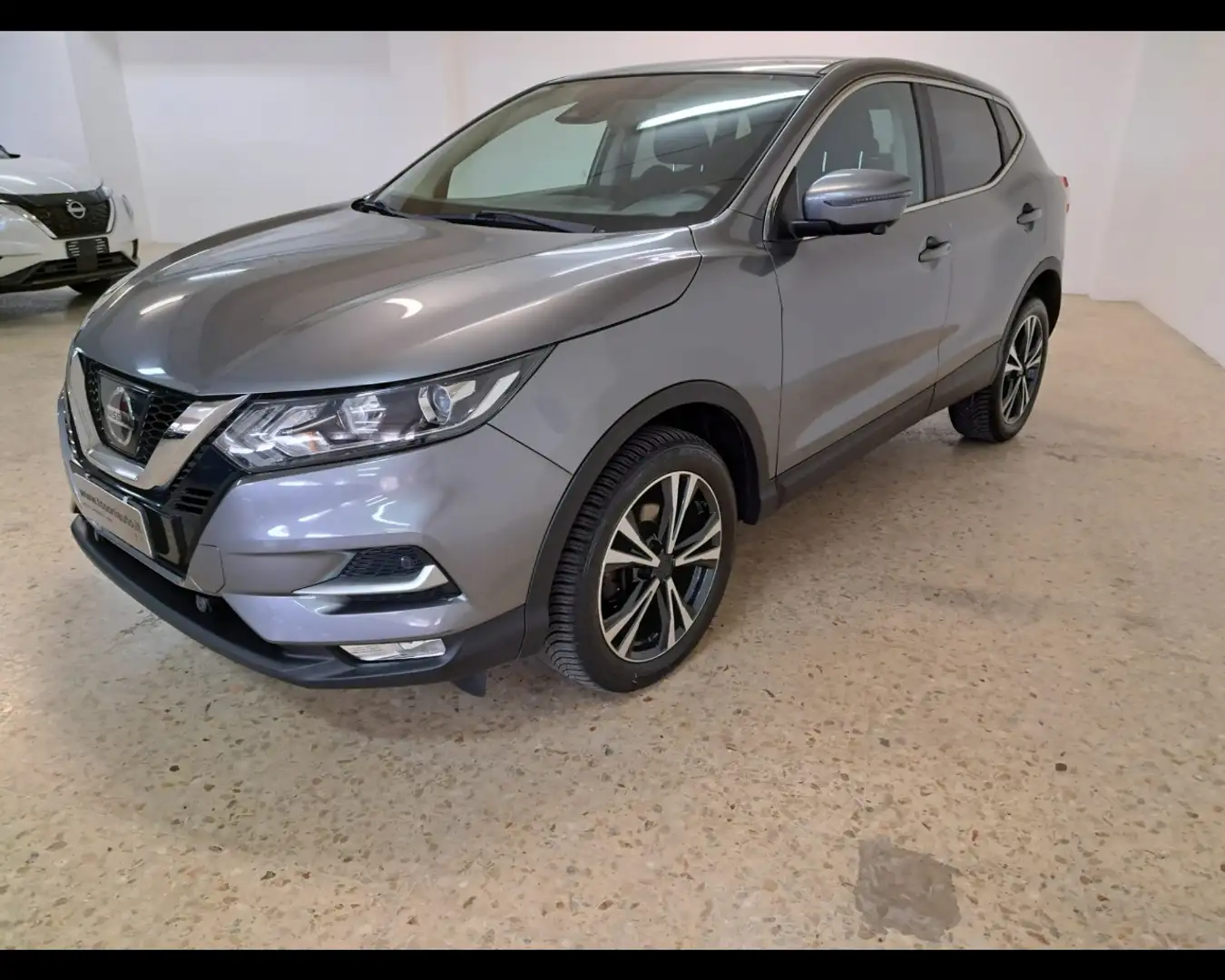 Nissan Qashqai 1.6 dci N-Connecta 4wd 130cv Grigio - 1