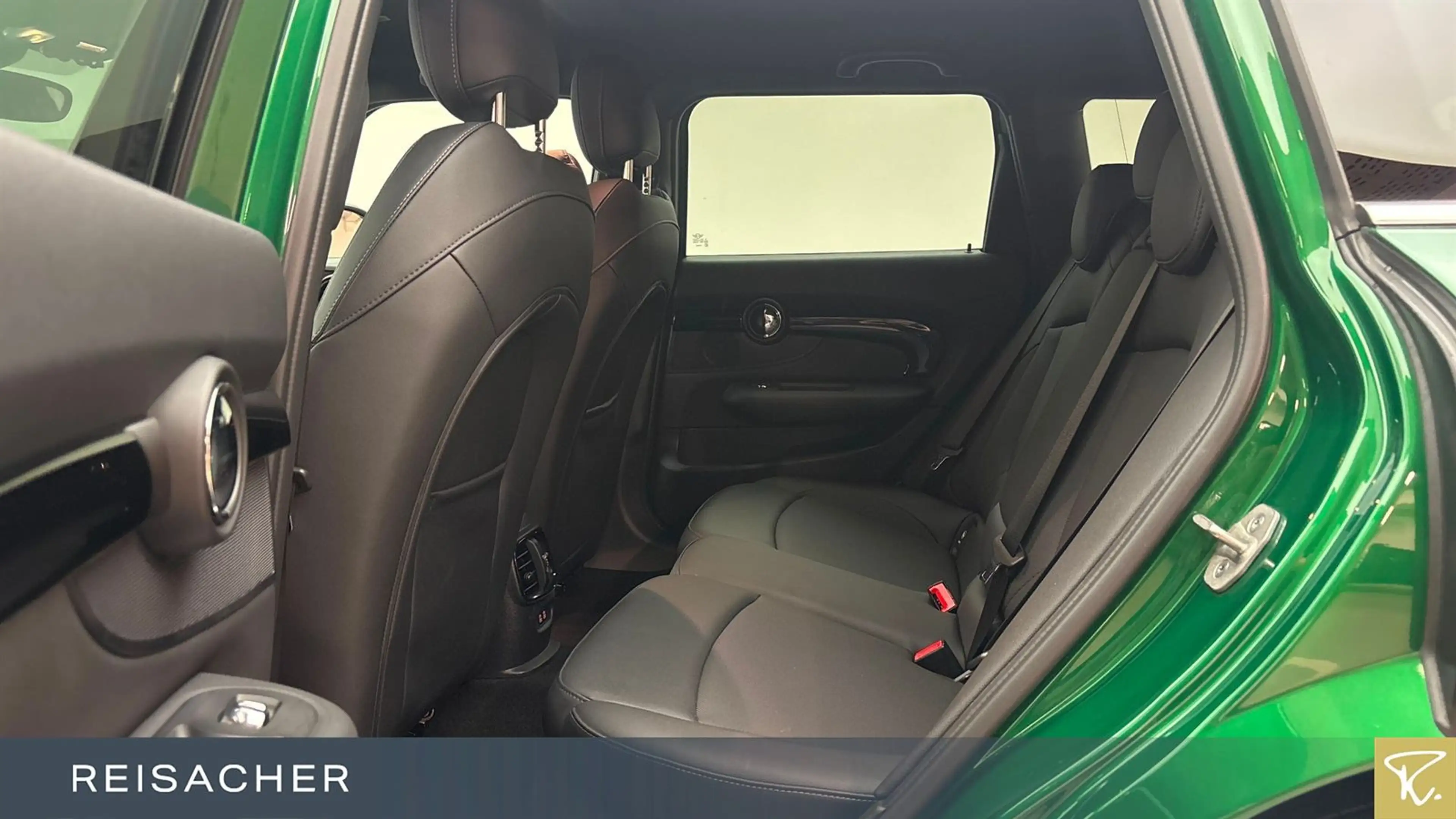 MINI Cooper Clubman Classic-Trim DKG Navi RFK SH SSV — photo 8