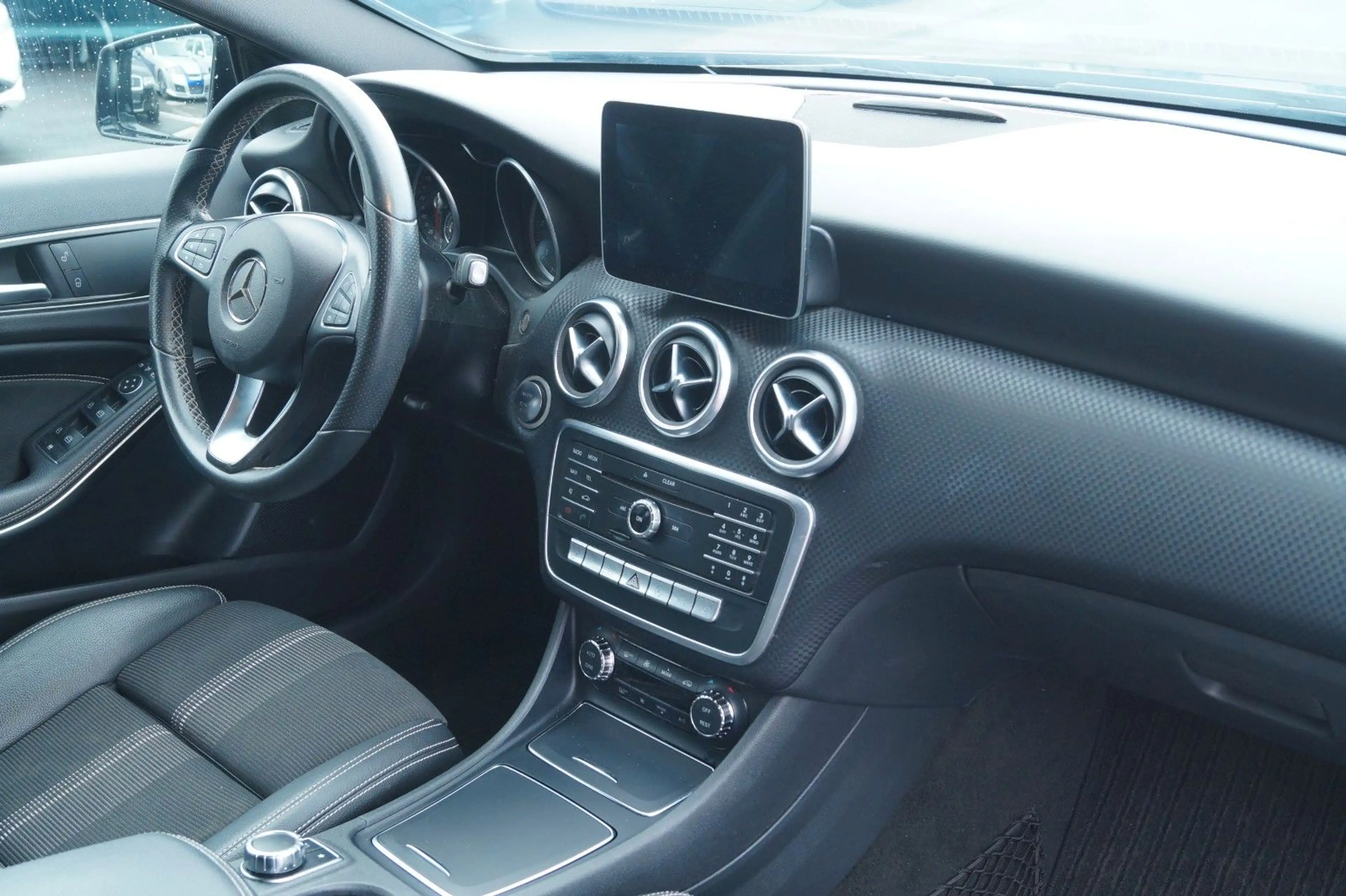 Mercedes-Benz A 200 CDI / d 4Matic *TÜV&Inspektion neu — photo 11