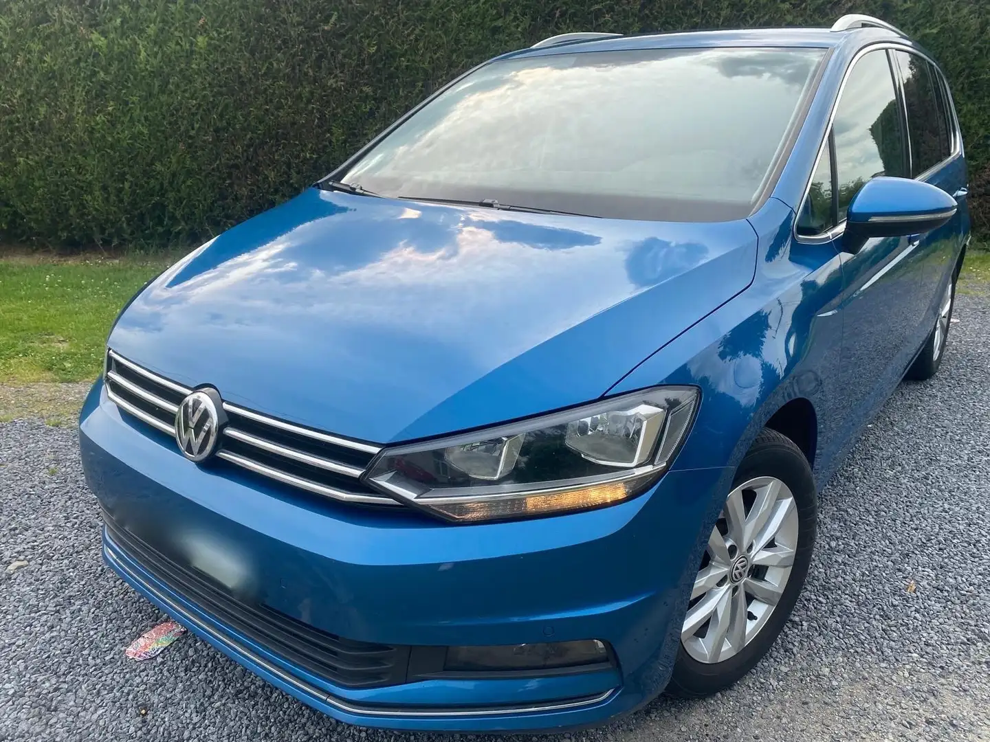 Volkswagen Touran 1.6 TDi SCR Highline DSG Blue - 1