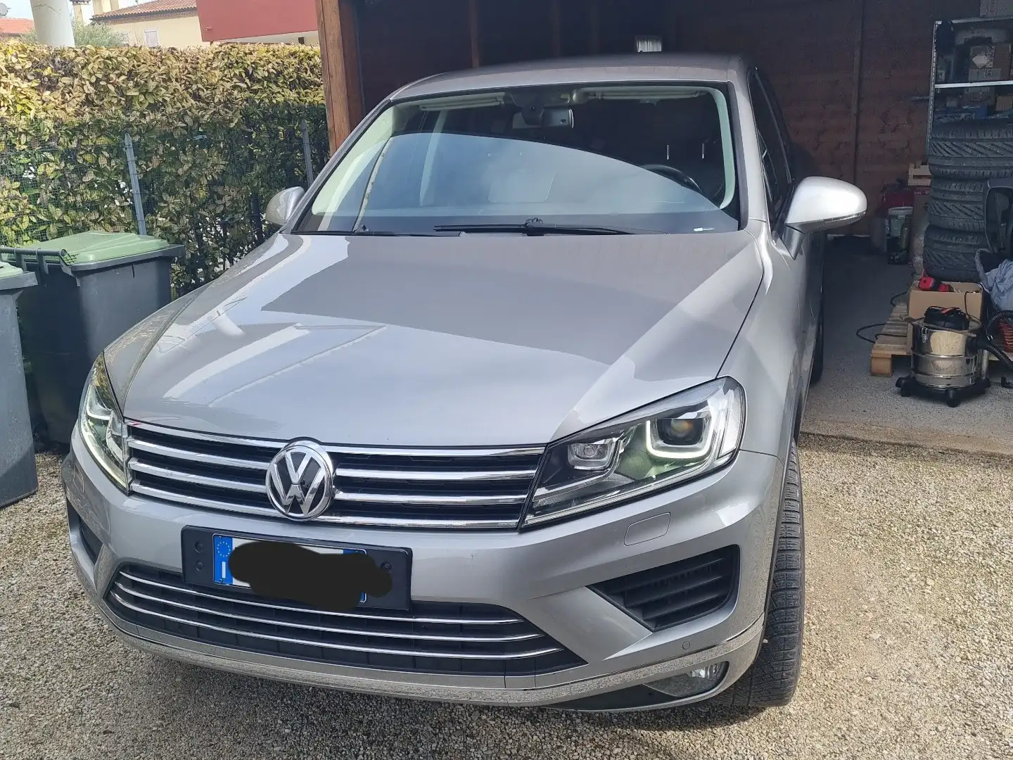 Volkswagen Touareg 3.0 V6 tdi Executive 204cv tiptronic - 1