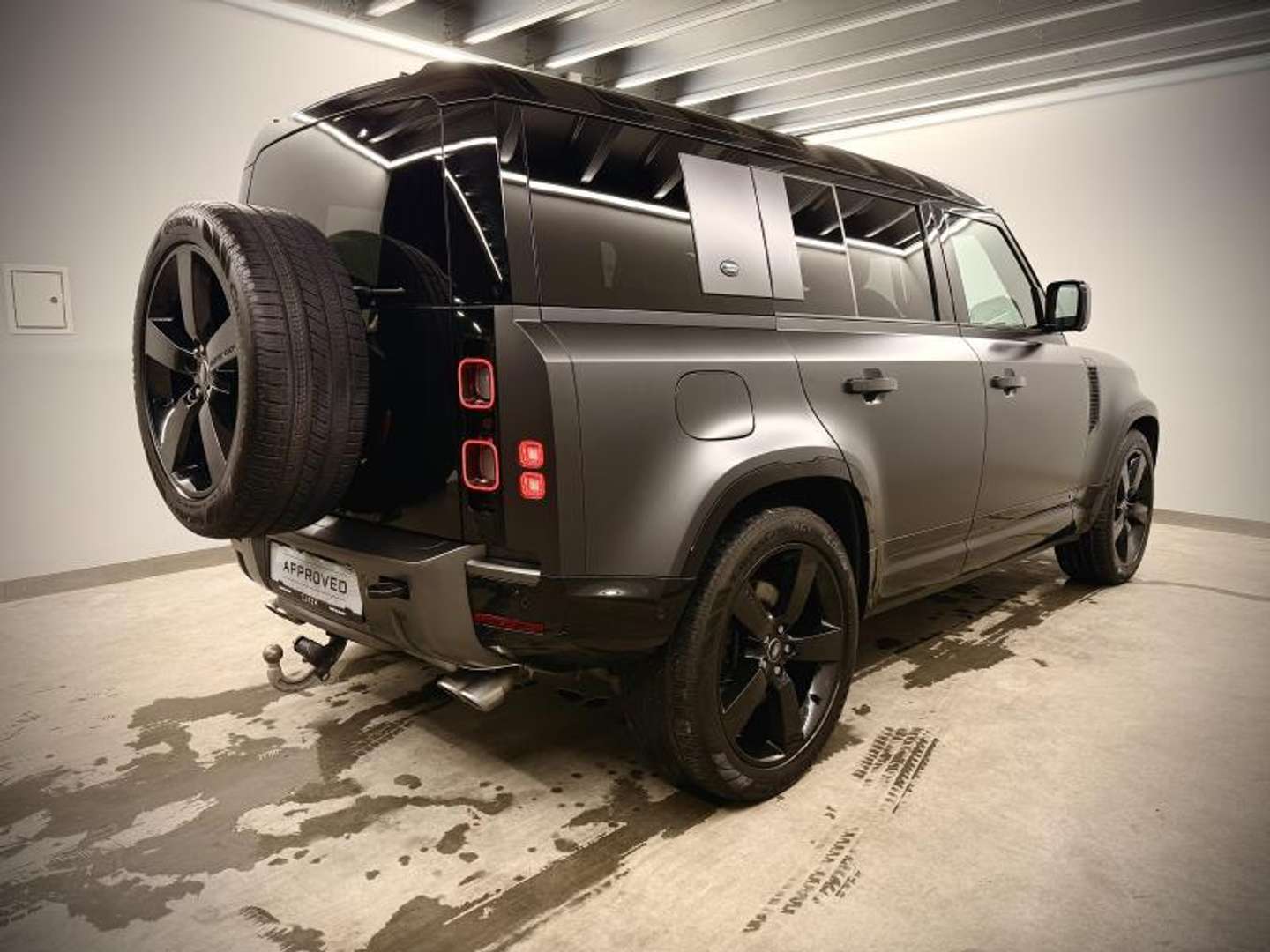 Land Rover Defender 110 Carpathian Edition P525 V8 -  - Joinsteer - #3