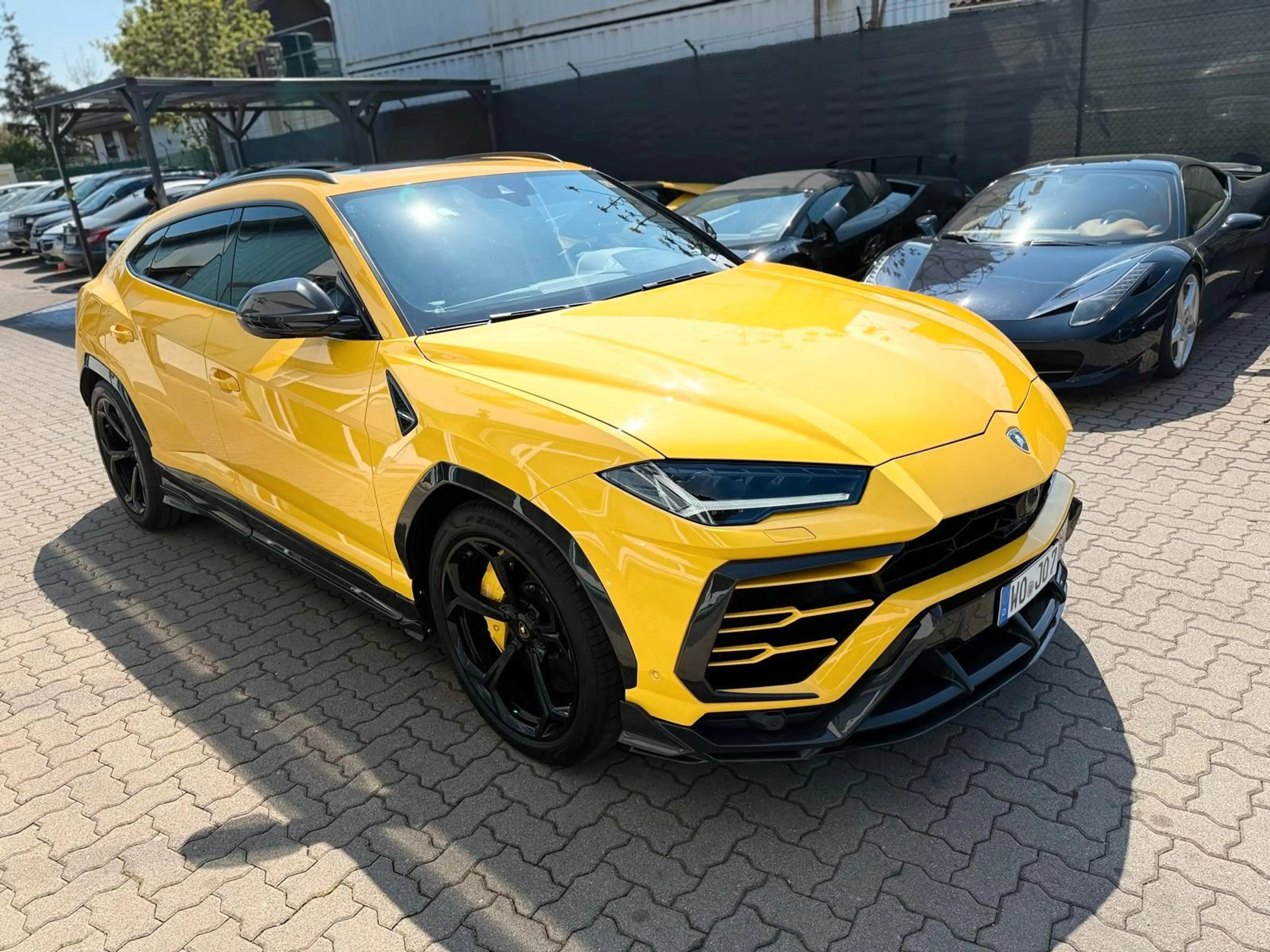 Lamborghini Urus *CARBON*B&O*360°KAMERA*STERNEHIMMEL*PANO*