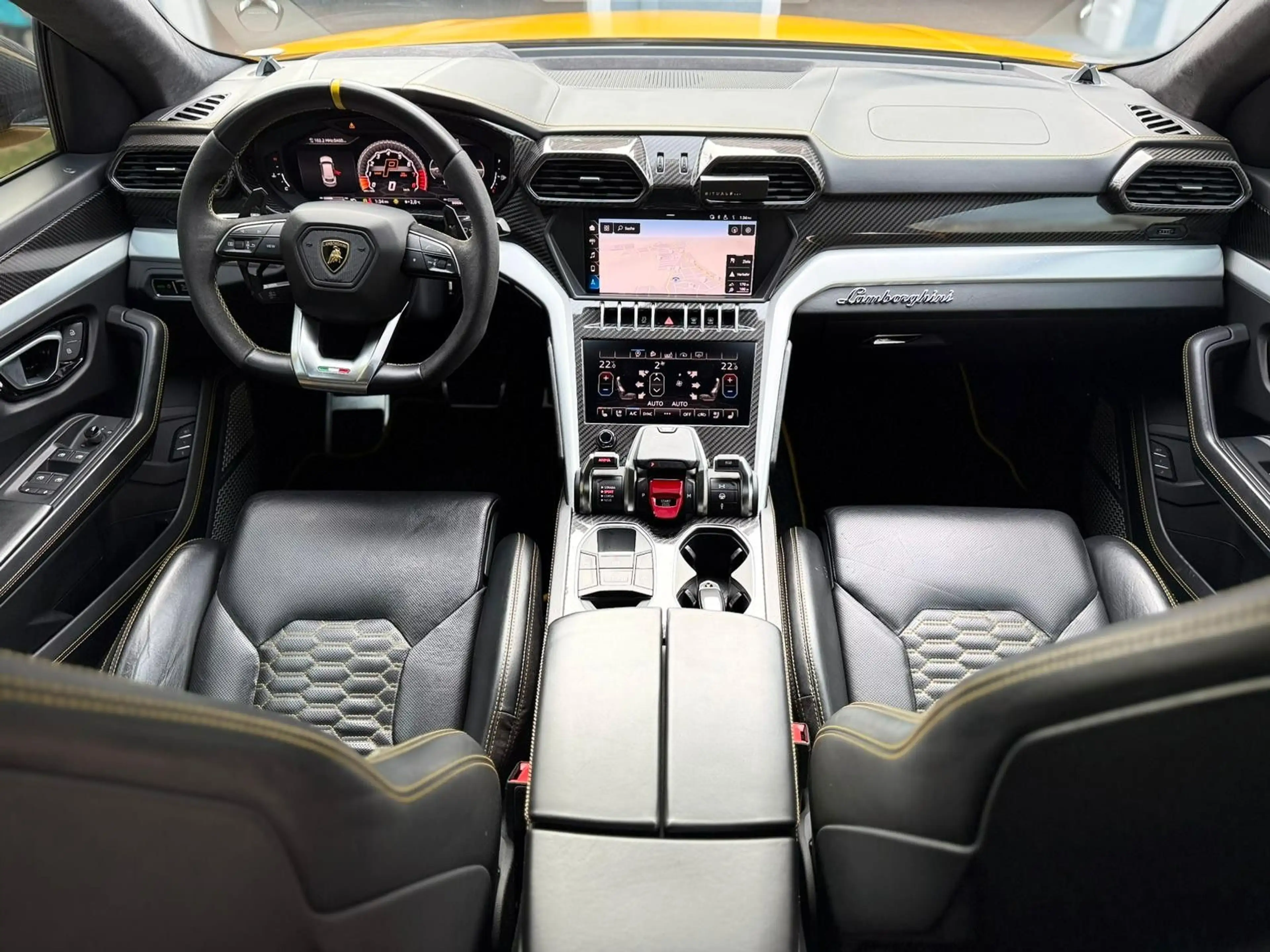 Lamborghini Urus *CARBON*B&O*360°KAMERA*STERNEHIMMEL*PANO* — photo 11