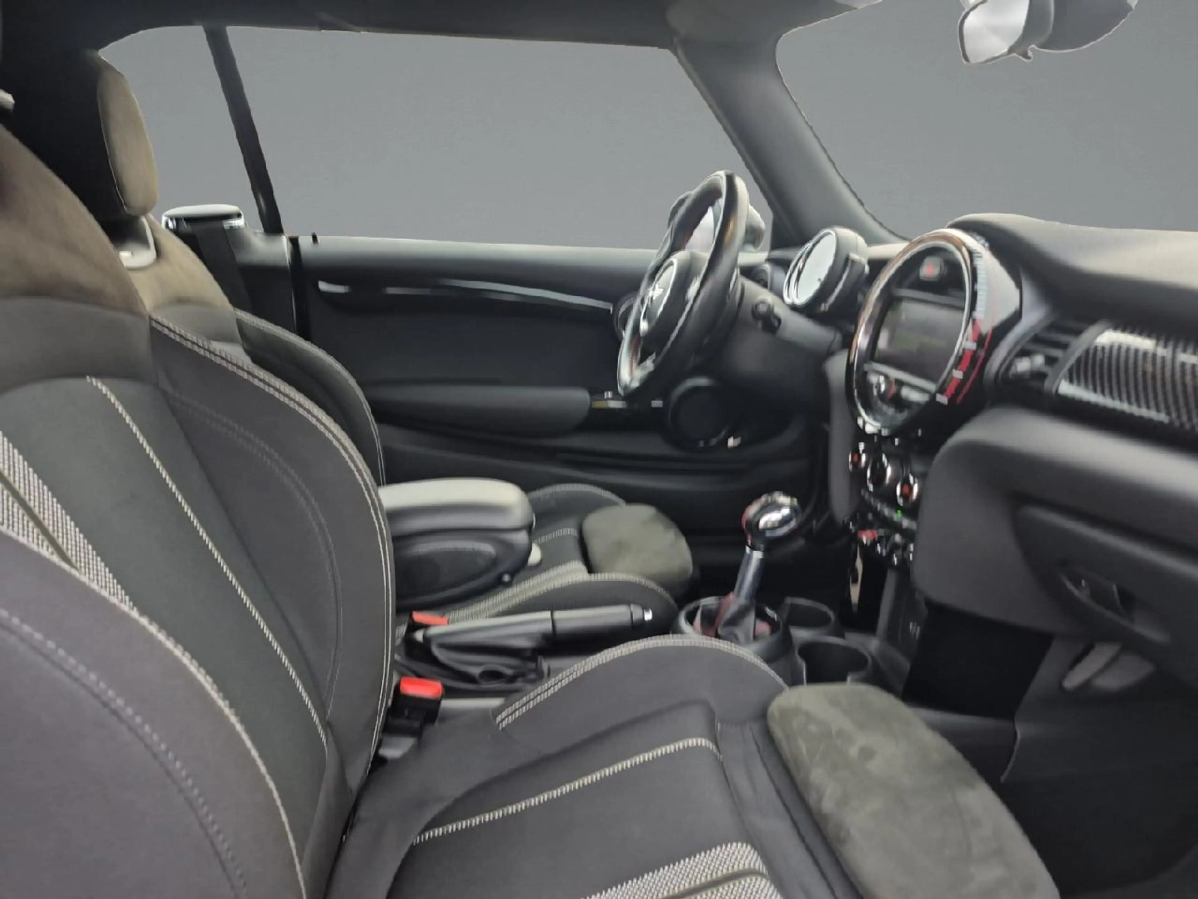 MINI John Cooper Works Cabrio John Cooper Works — photo 13