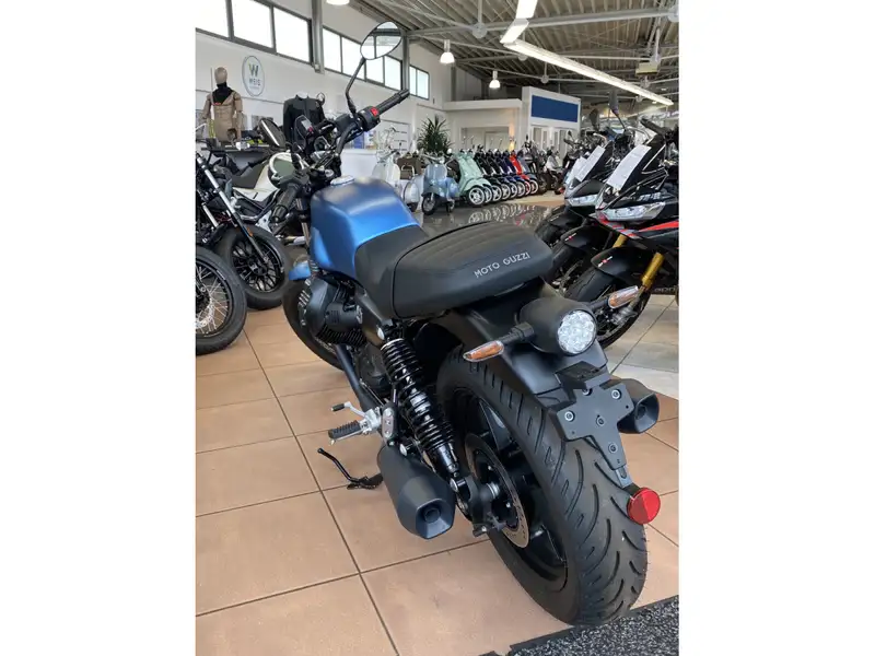 Moto Guzzi V 7 - foto 3