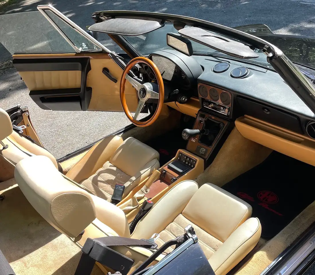 Alfa Romeo Spider 2.0, foto 10