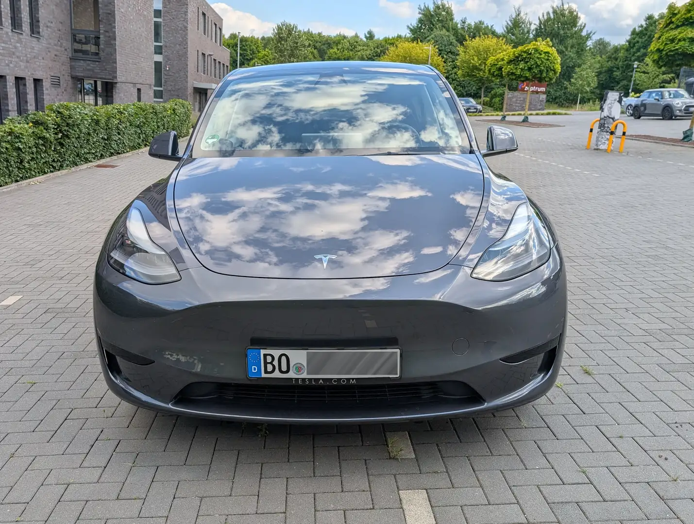 Tesla Model Y Model Y RWD Grau - 2