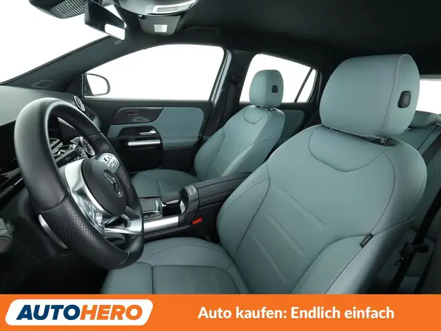 Mercedes-Benz GLA view 10