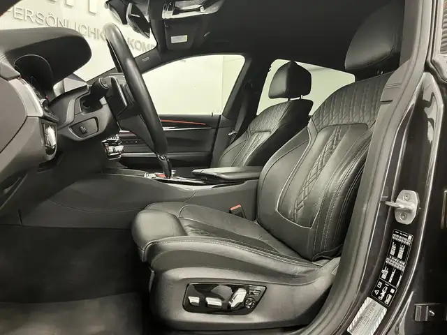 BMW 6 Series view 14