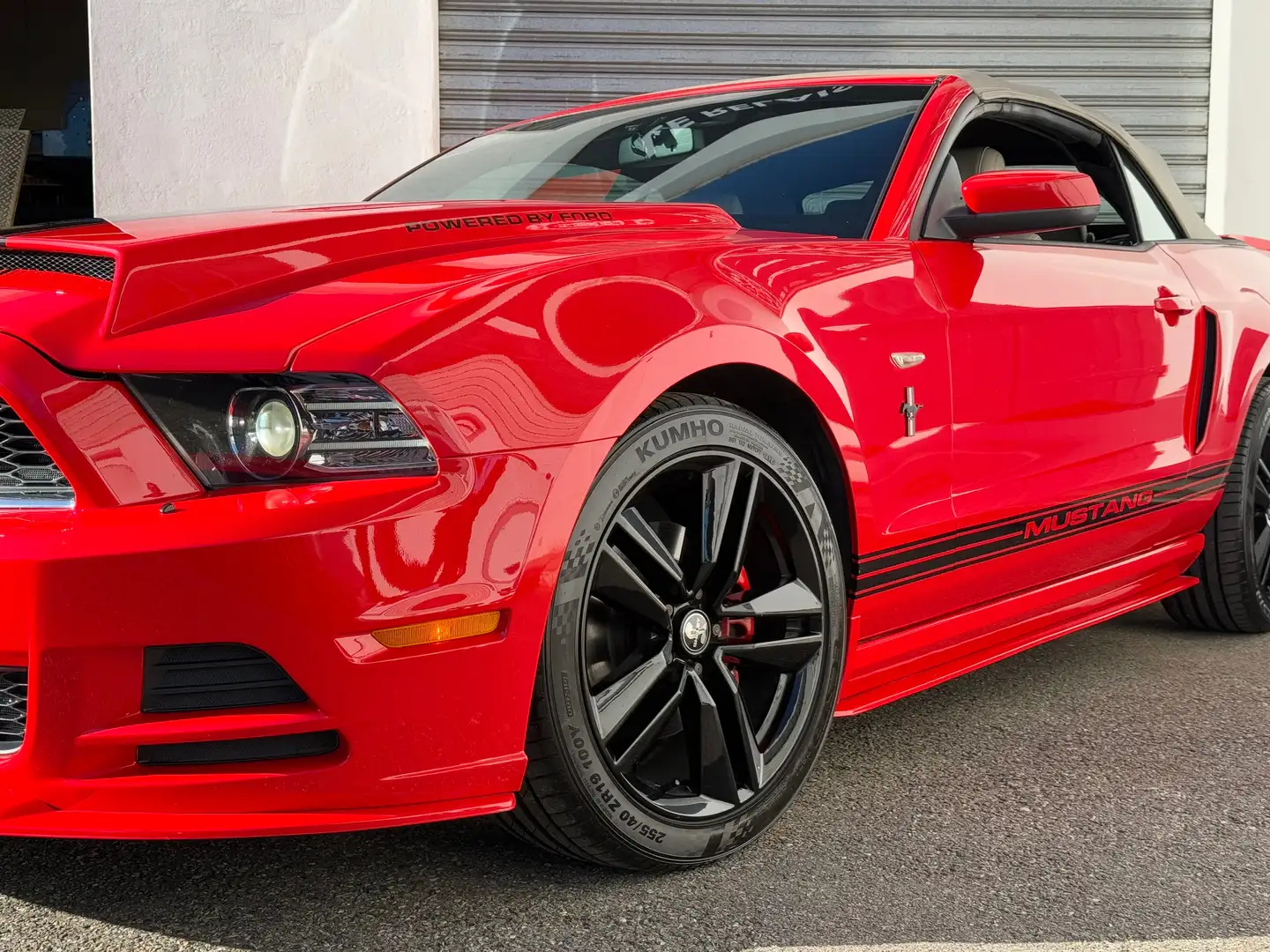 Ford Mustang 5 Cabriolet 3.7 V6 Premium BVA Rouge - 2