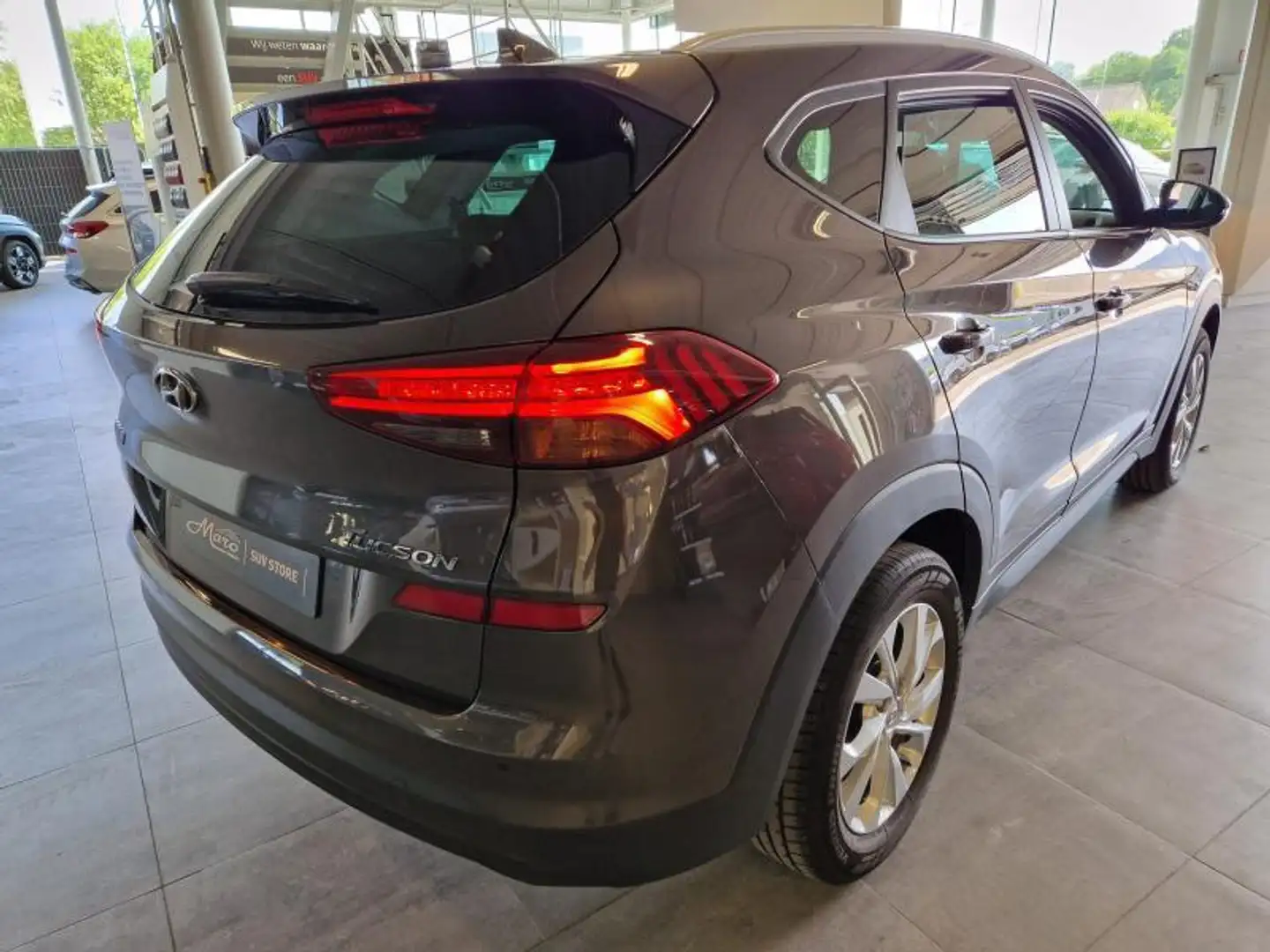 Hyundai TUCSON 1.6GDi Feel | GPS, camera, cruise,... | Gris - 2