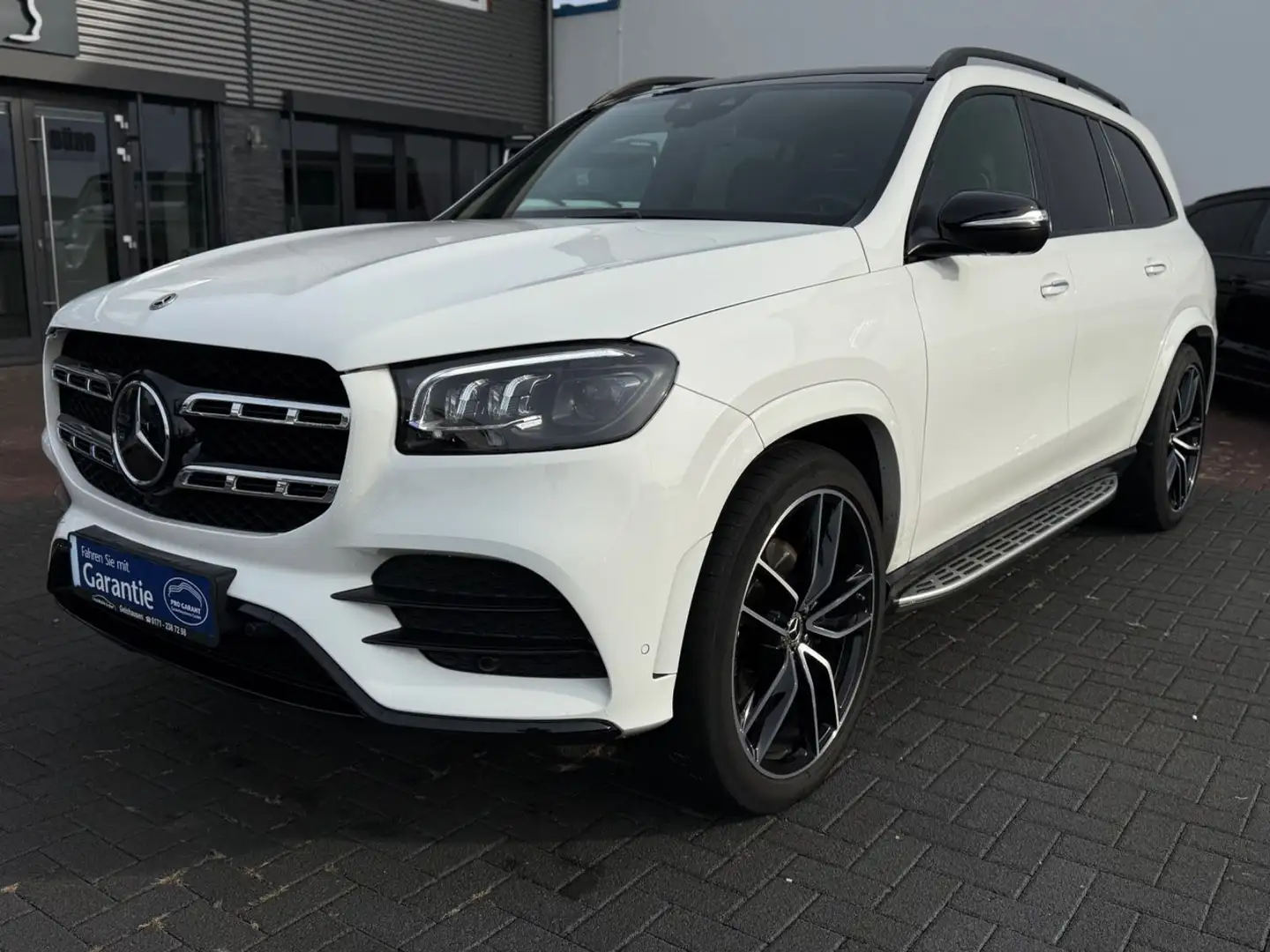 Mercedes-Benz GLS 400 d 4Matic *2. Hand *AMG *7. Sitze Alb - 1