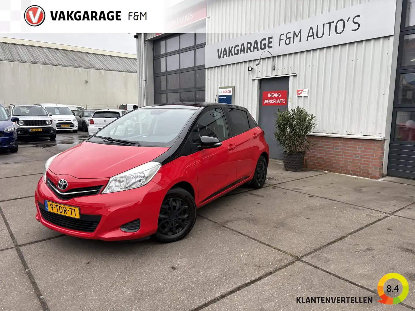 Toyota Yaris 1.0 VVT-i Now Czerwony - 1