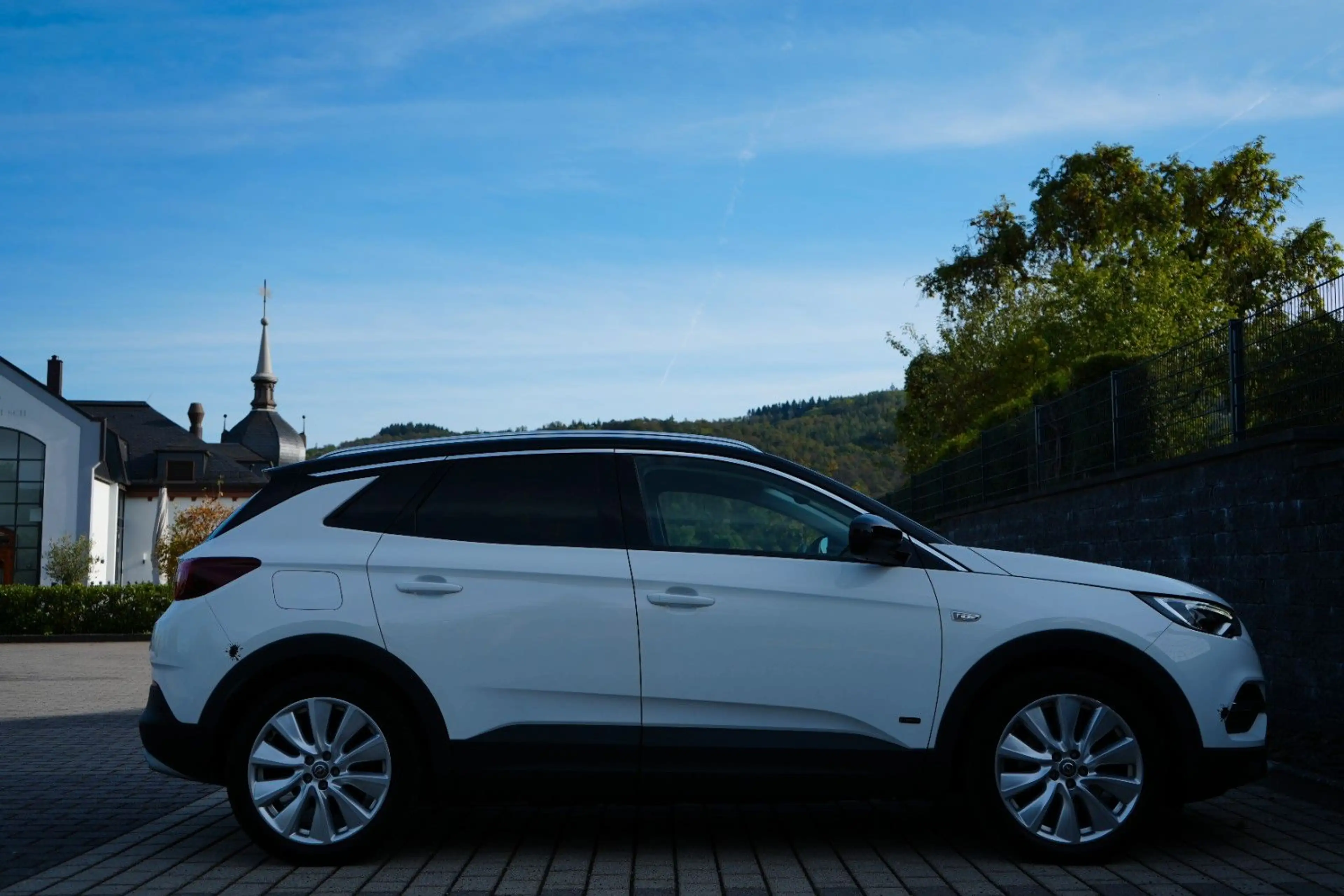 Opel Grandland X 1.6 Plug-in Hybrid4 INNOVATION 1.Hand/360°/ACC — photo 9