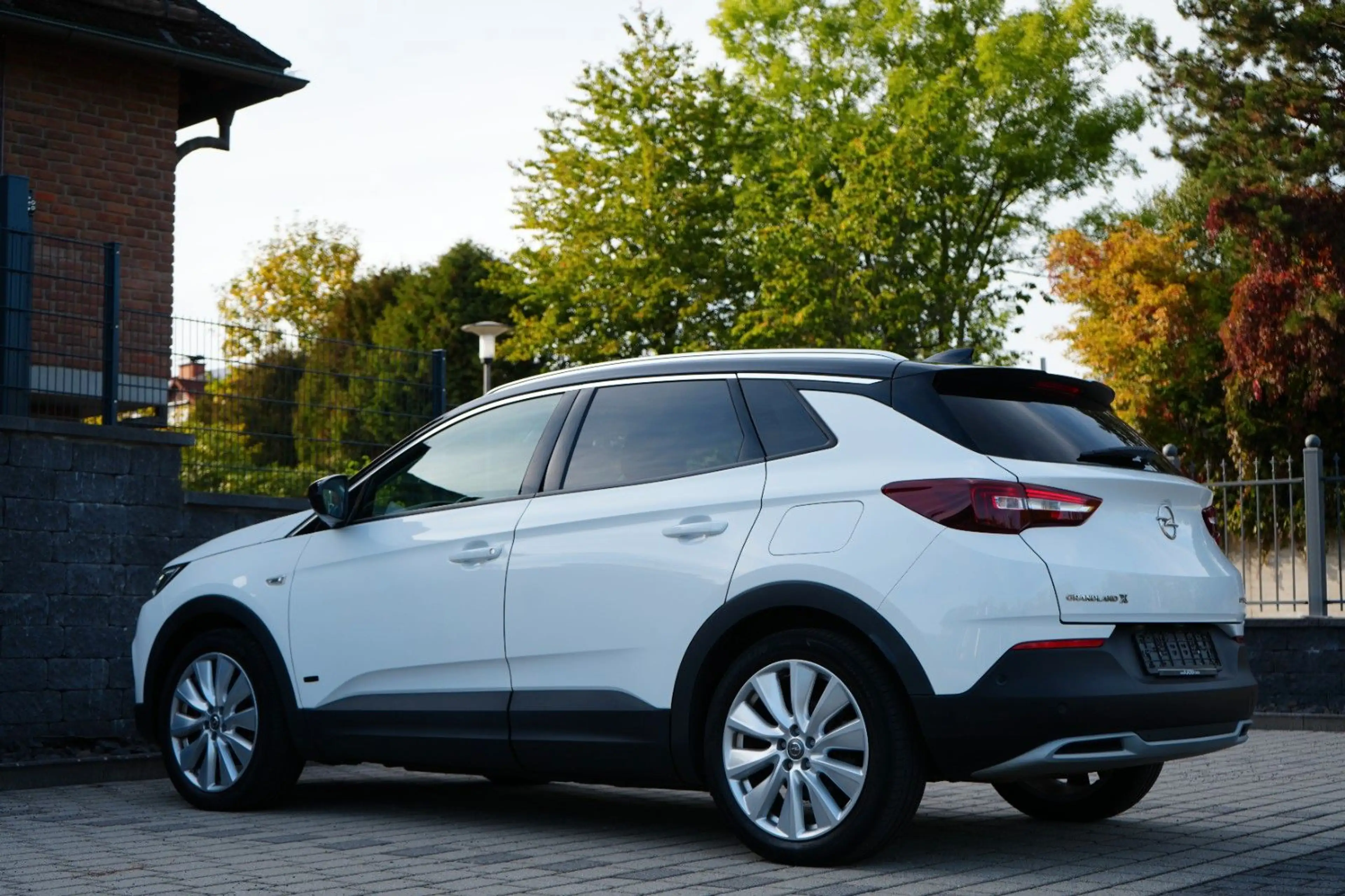 Opel Grandland X 1.6 Plug-in Hybrid4 INNOVATION 1.Hand/360°/ACC — photo 6