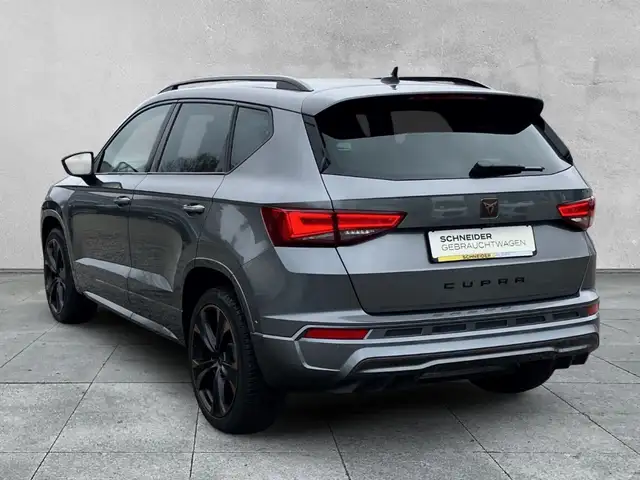Cupra Ateca view 3