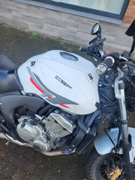 Honda CBF 600 - foto 3