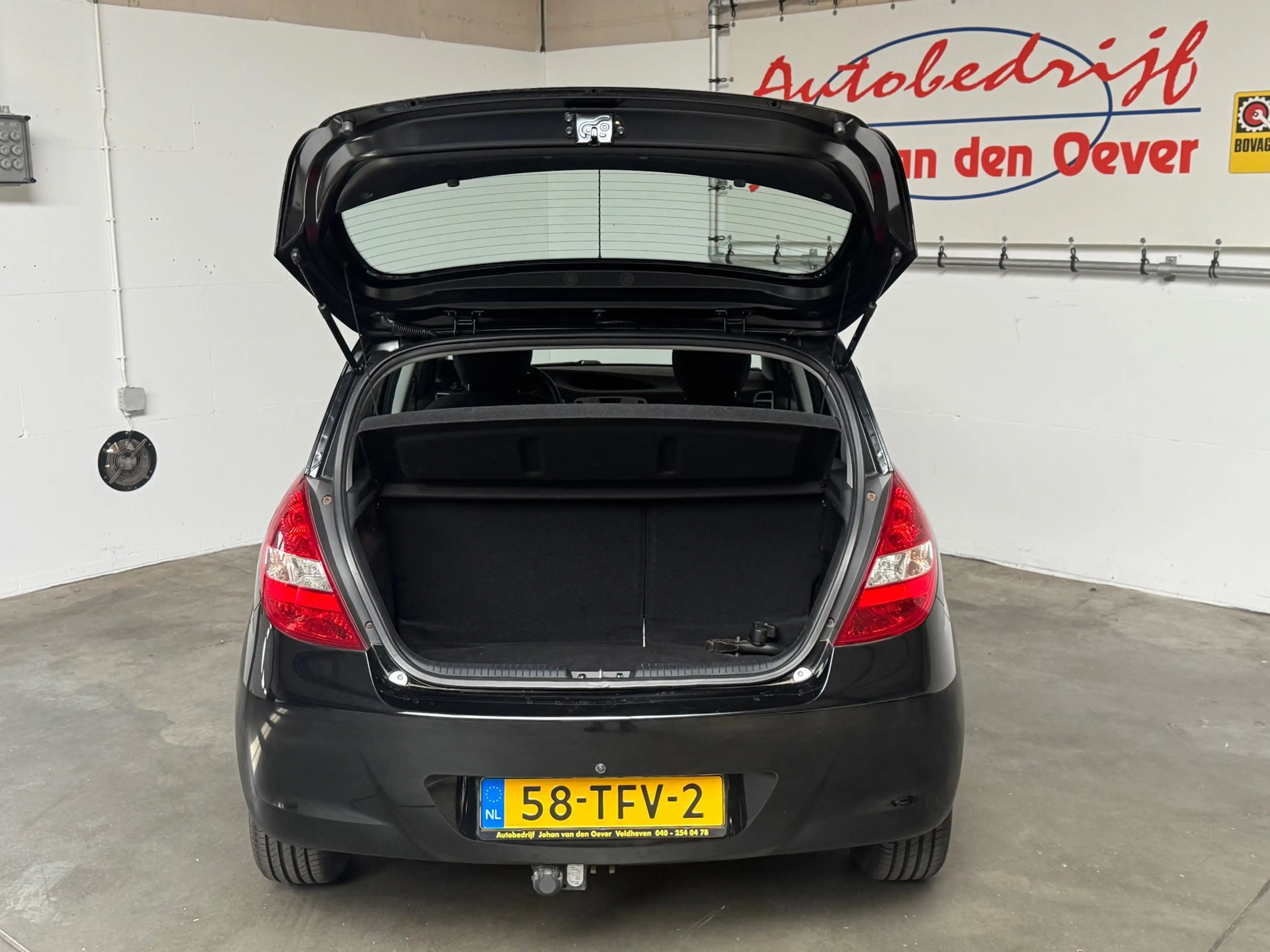 Hyundai i20 1.4i i-Motion|Camera|Afn. Trekhaak|NAP logisch| — photo 8