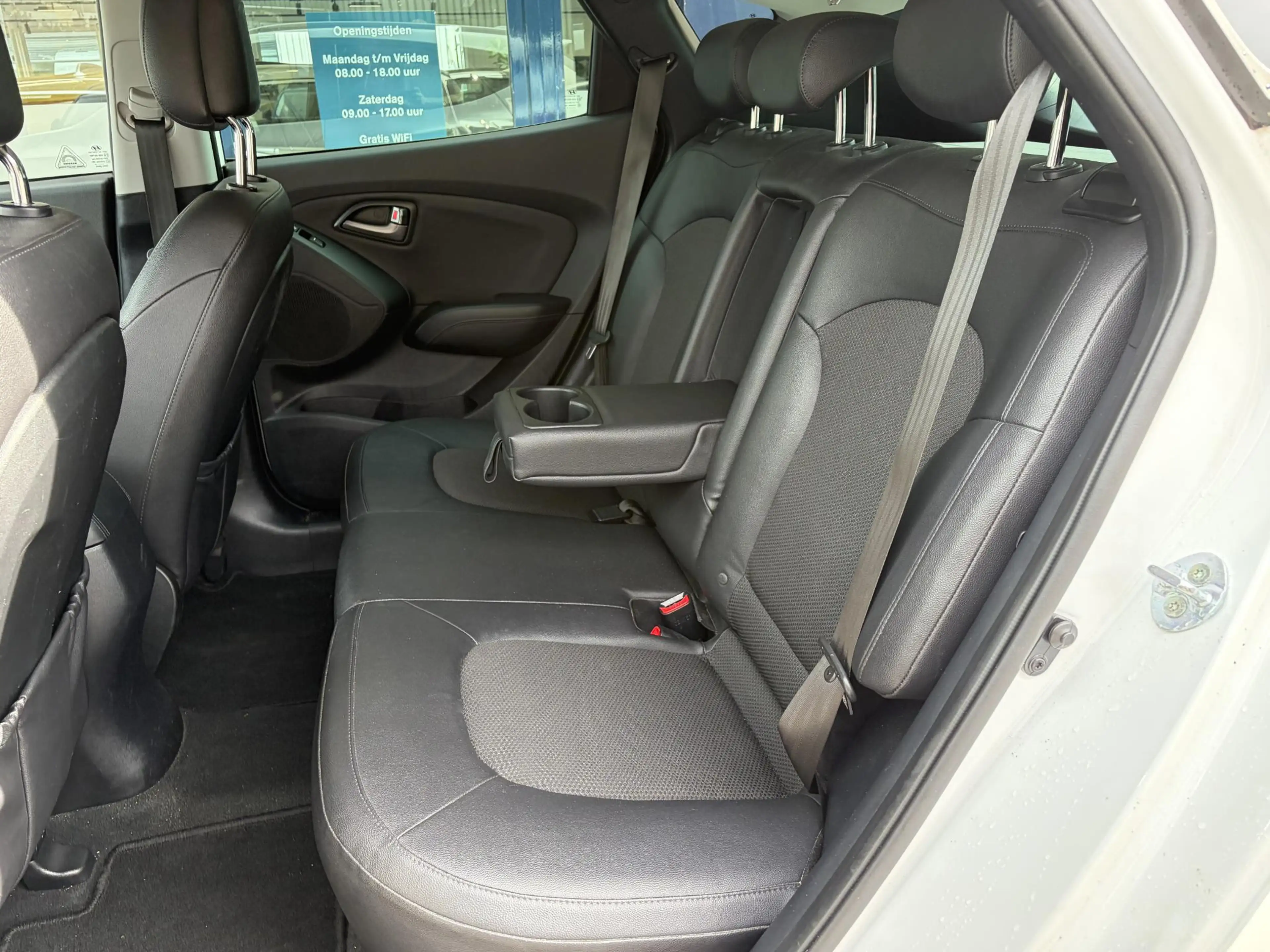 Hyundai iX35 1.6i GDI Go! / NL-Auto / Trekhaak / Half-Leder / S — photo 12