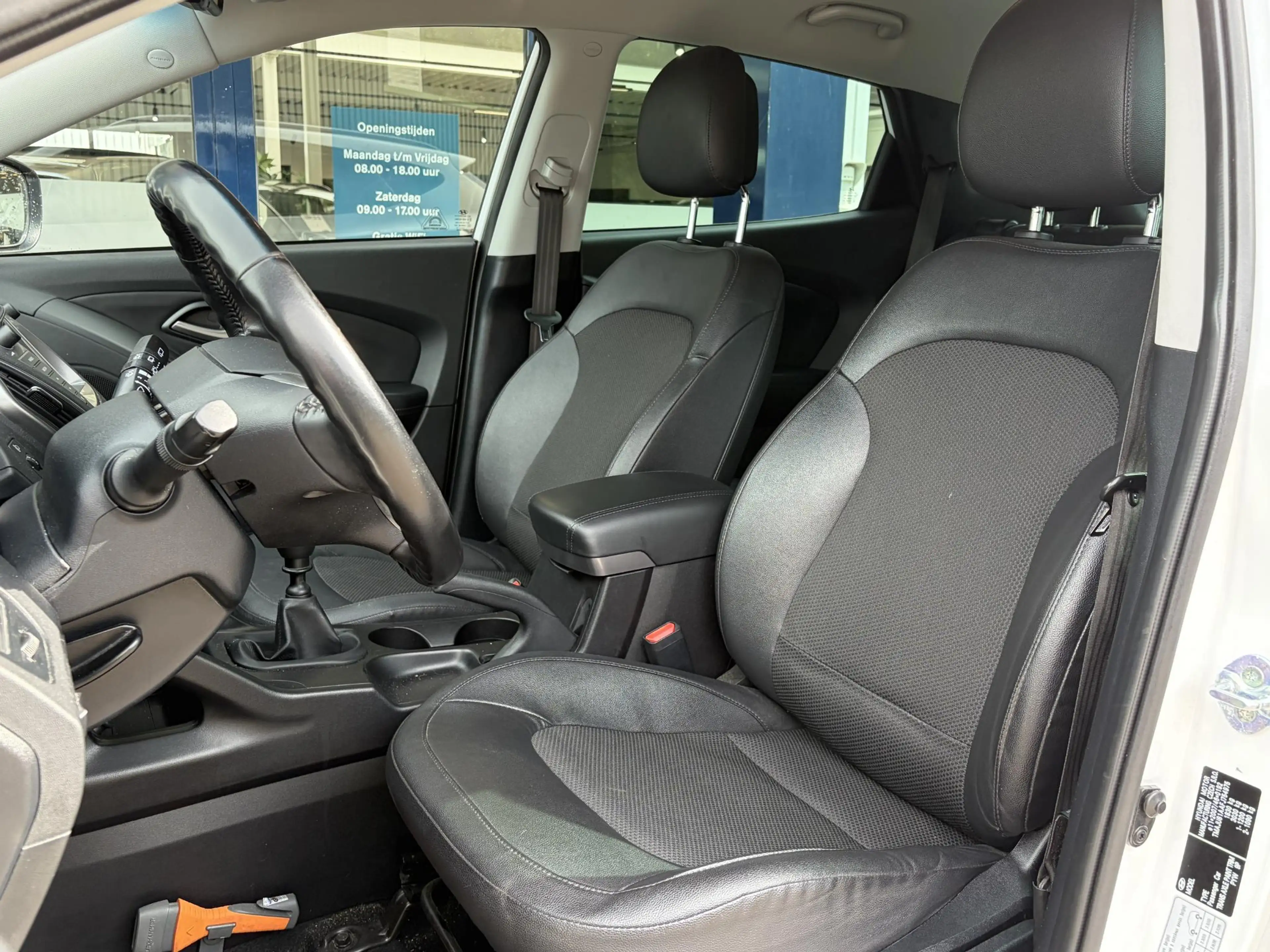 Hyundai iX35 1.6i GDI Go! / NL-Auto / Trekhaak / Half-Leder / S — photo 11