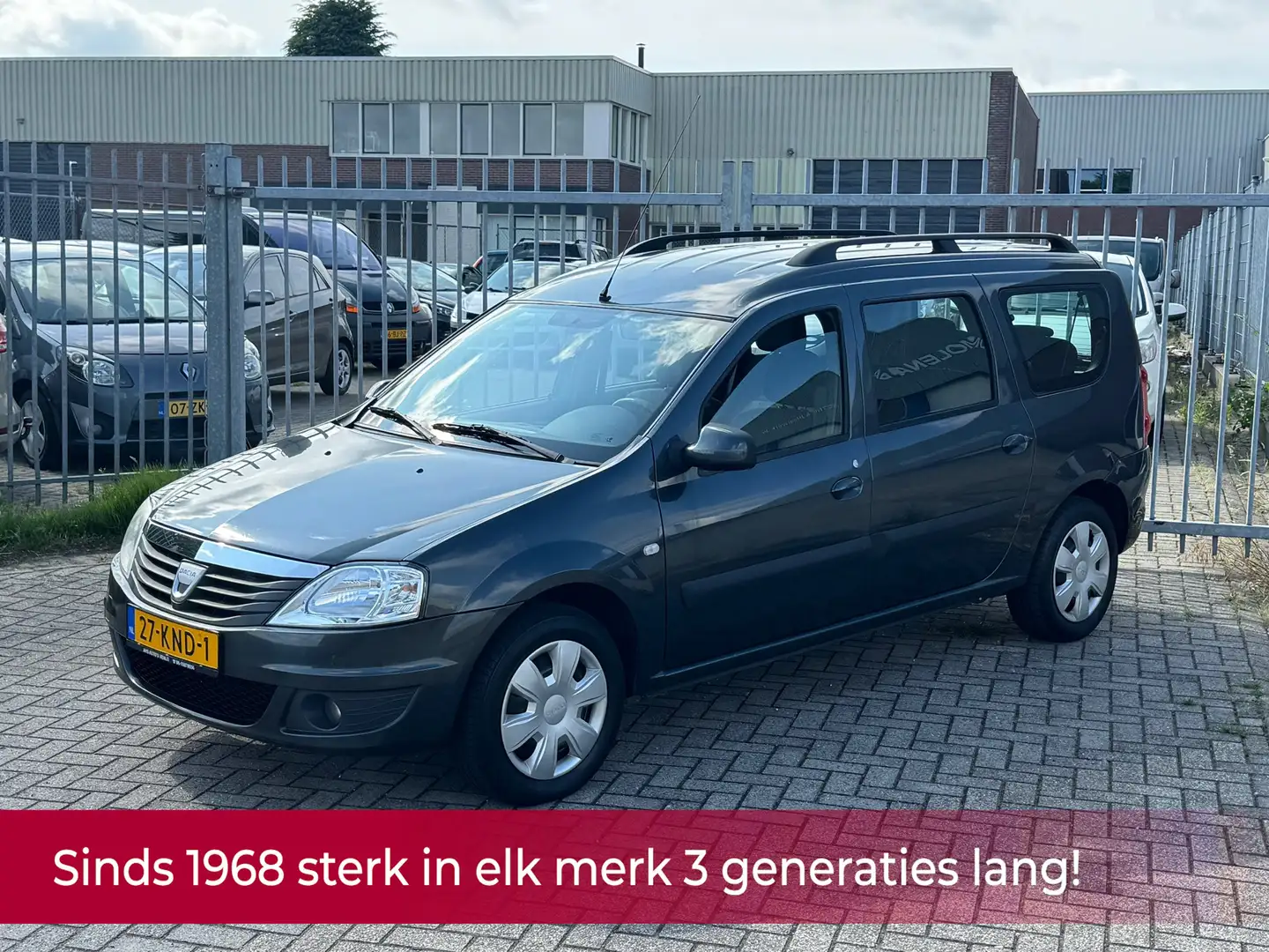 Dacia Logan MCV 1.6-16V Lauréate 7persoons! 1e eigenaar - NL A Szary - 1