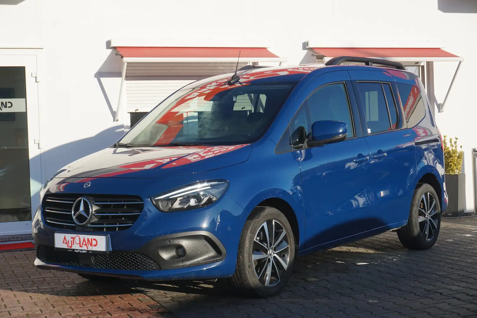 Mercedes-Benz T-Klasse T 180 d Edition Progressive LED Navi Teilleder Blau - 2