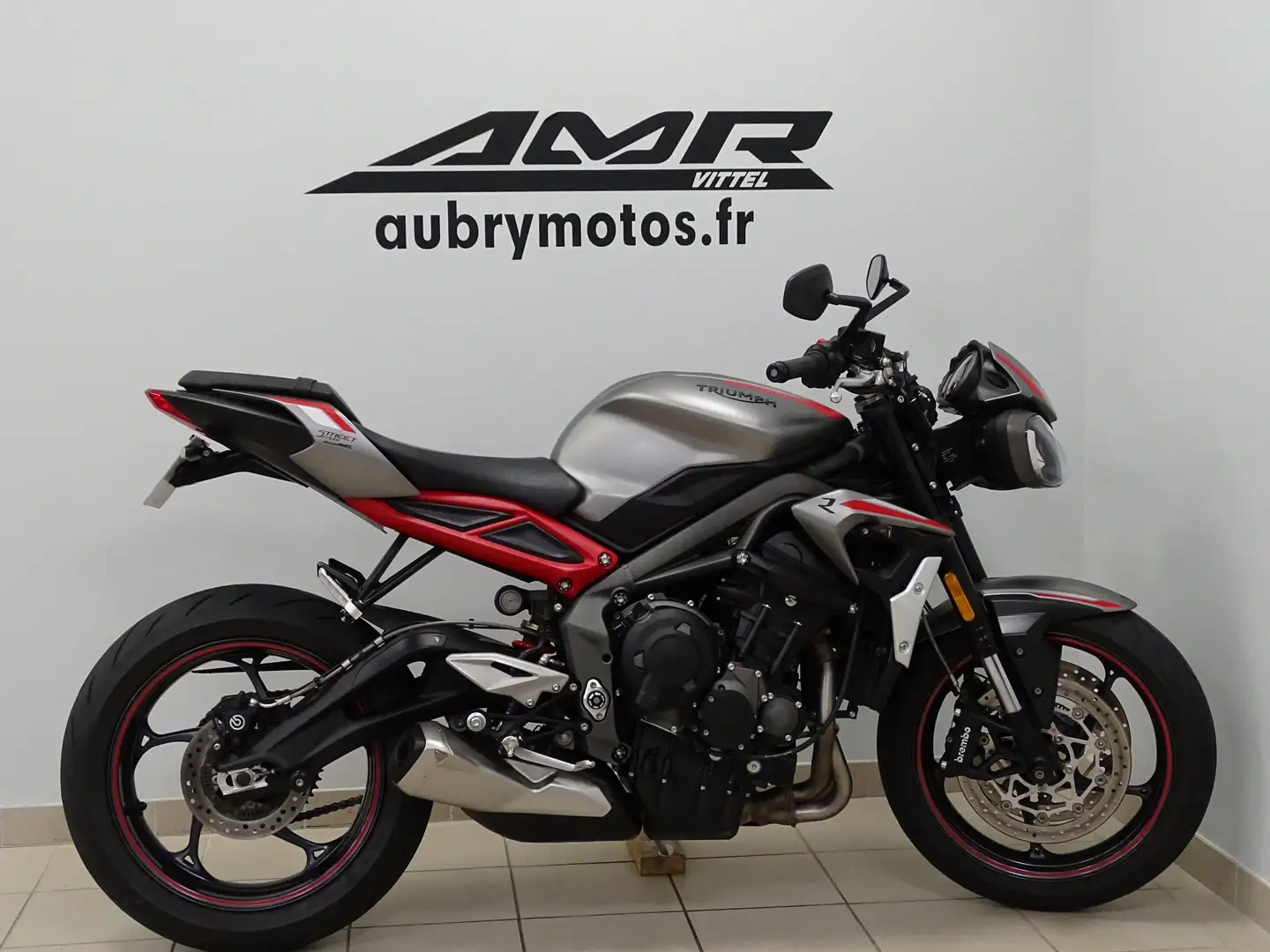 Triumph Street Triple 765 Gris - 1