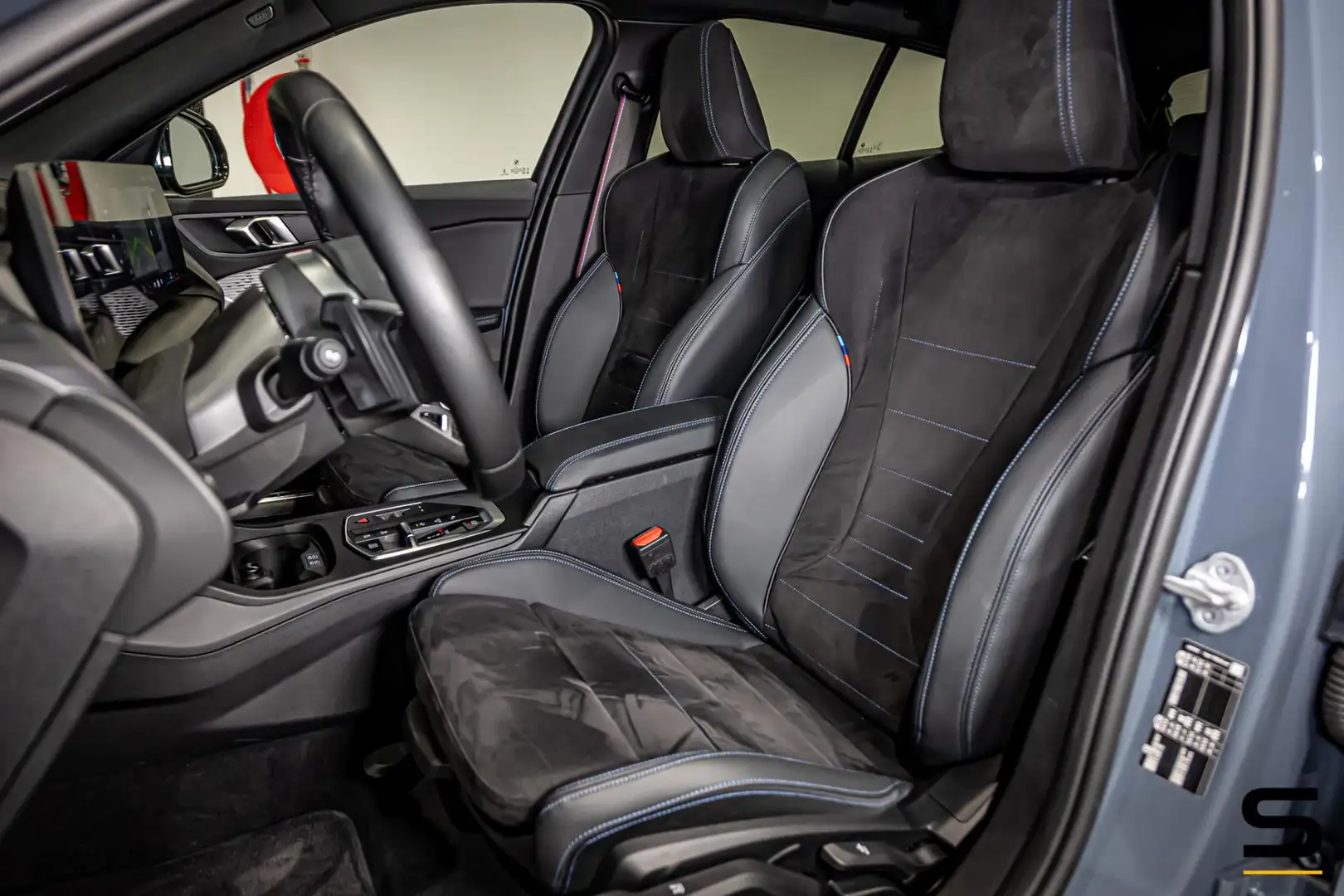 BMW 120 1-serie M Sport Pro|Pano|HUD|Cam|M-rem|Fabrieksgar Grijs - 2