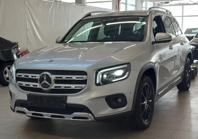 Mercedes-Benz GLB 200 d 8G DCT 7*SITZER